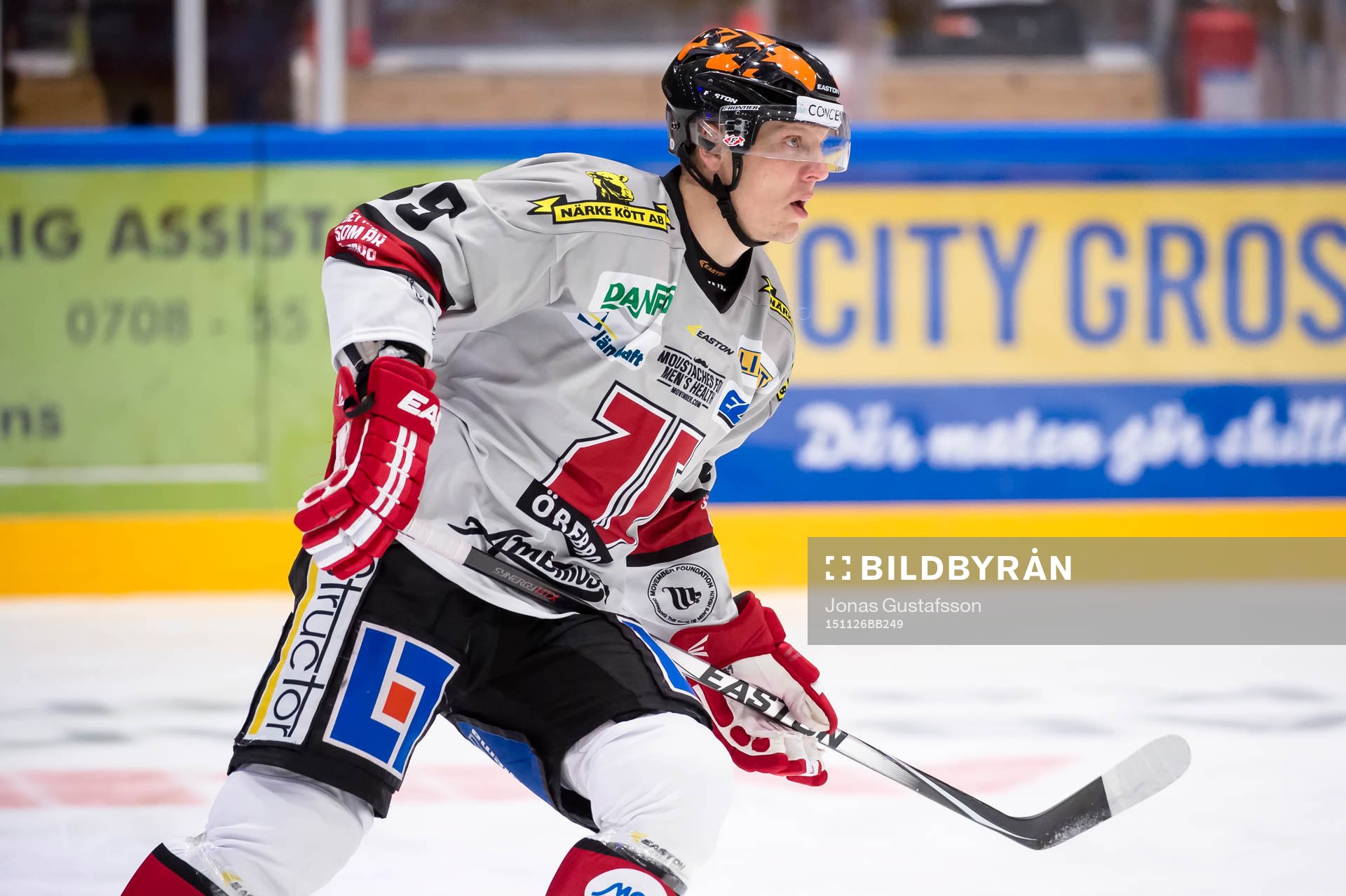 Örebros Ville Viitaluoma värmer upp