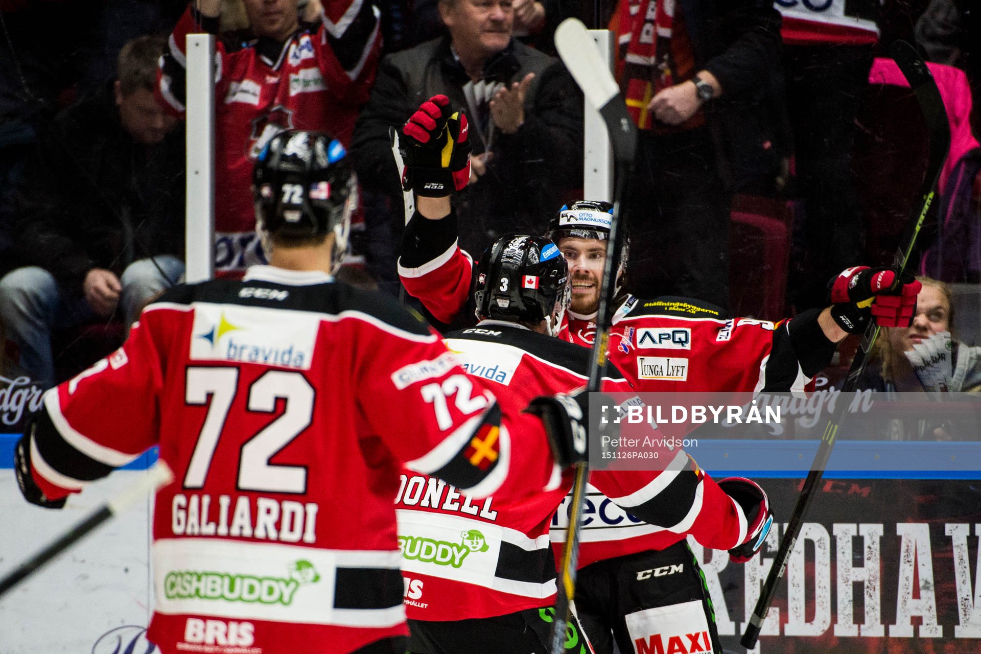Malmö Redhawks Mattias Persson jublar