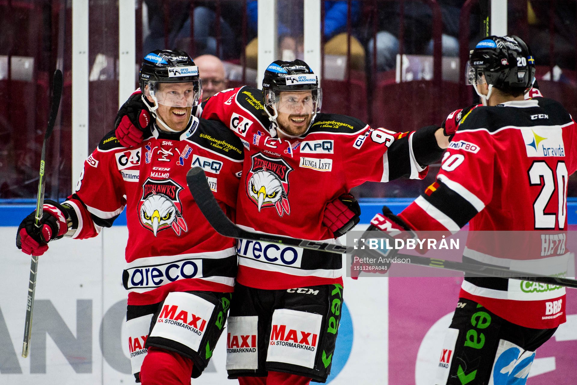 Malmö Redhawks Jens Olsson jublar