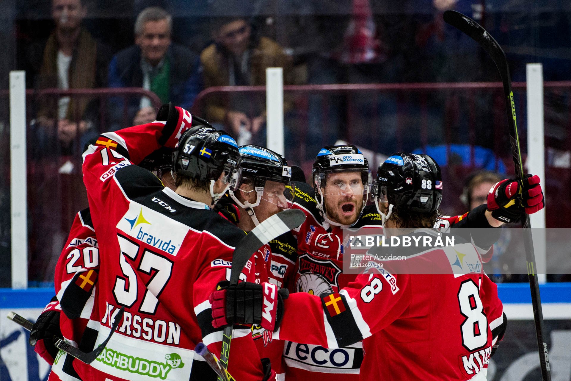Malmö Redhawks spelare jublar