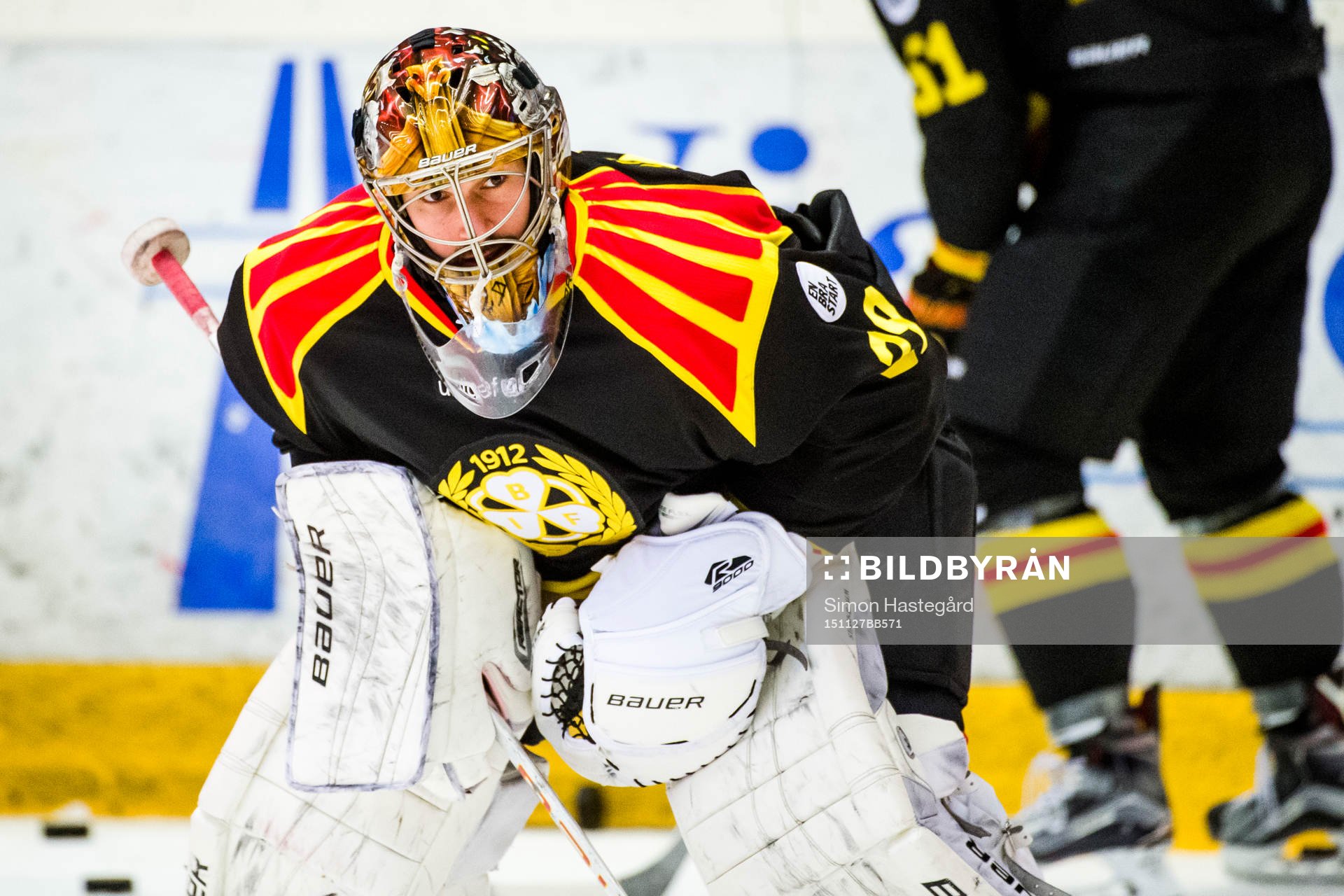 Brynäs målvakt Bernhard Starkbaum före ishockeymatchen i
