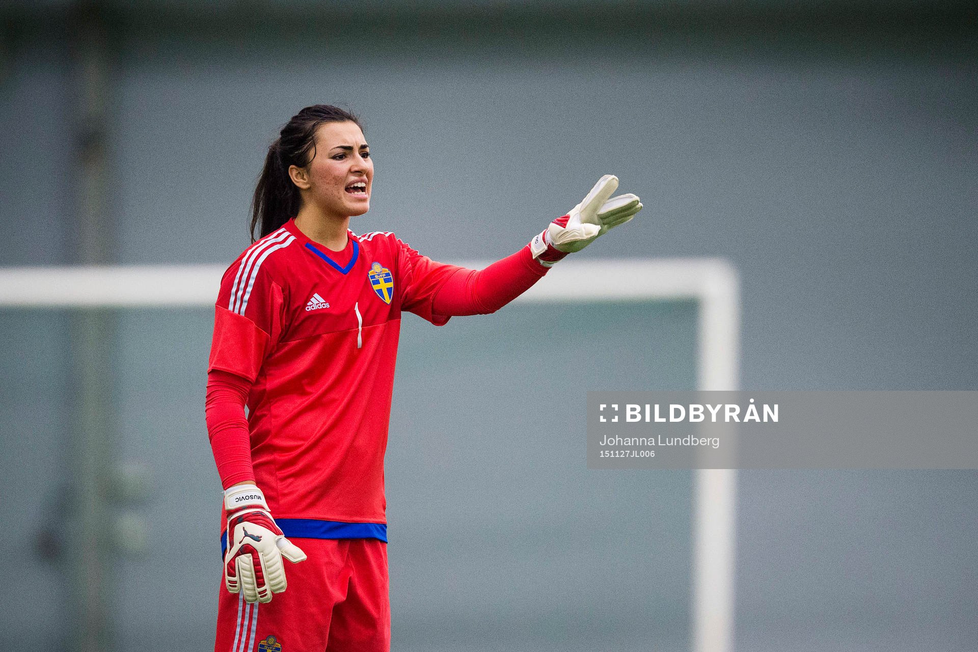 Zecira Musovic under en internmatch i fotboll för det Svenska fotbollslandslaget den 27 november 2015 i Stockholm.