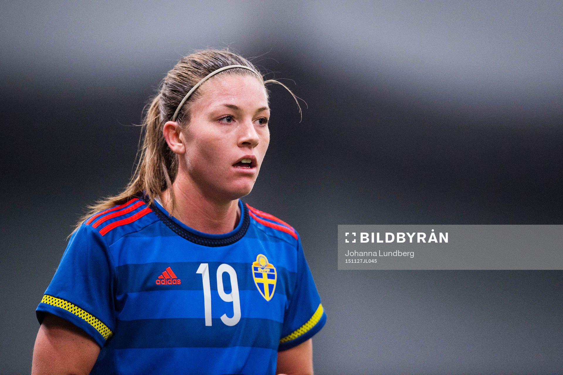 Pauline Hammarlund under en internmatch i fotboll för det Svenska fotbollslandslaget den 27 november 2015 i Stockholm.