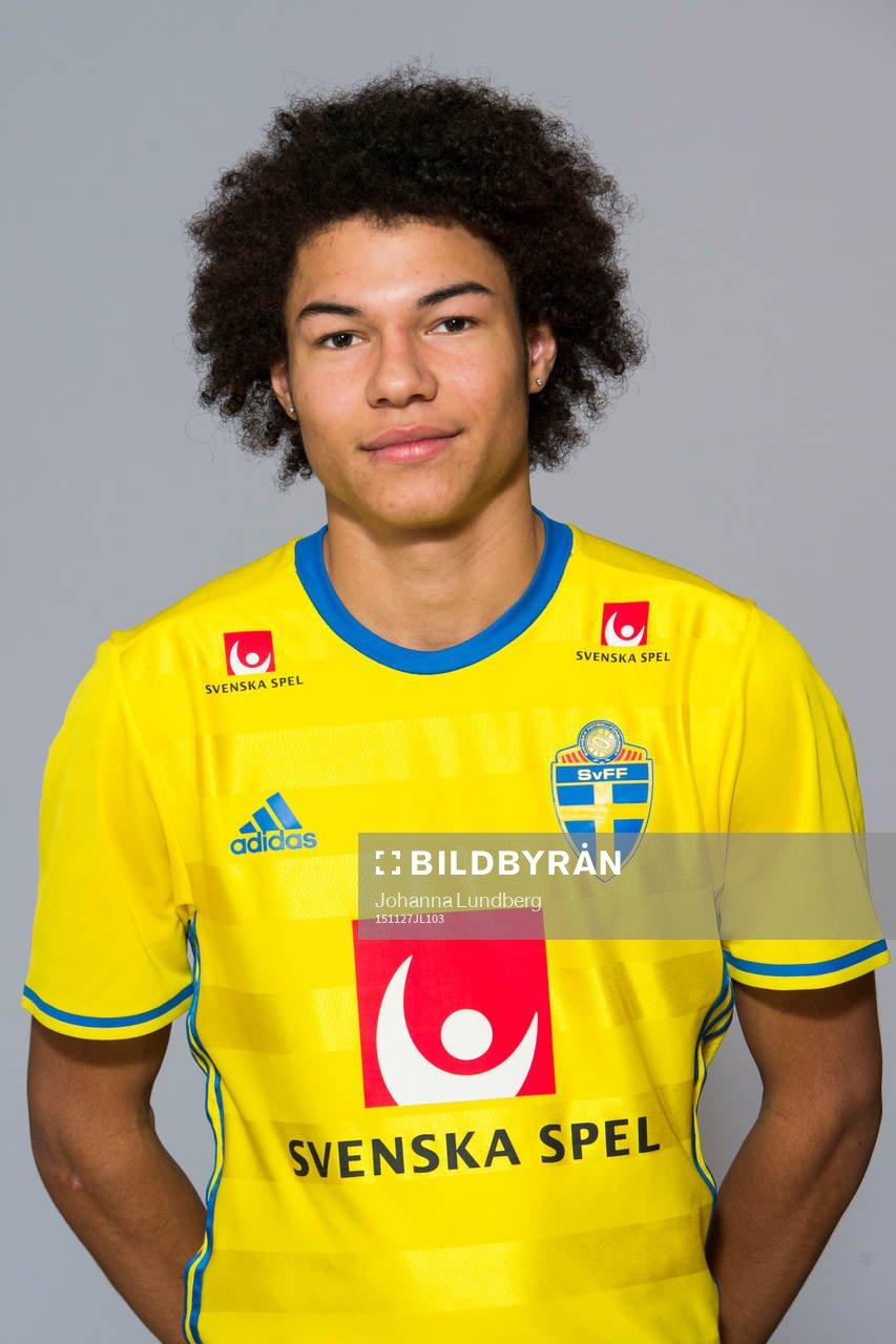 Alexander Jallow som spelar i P17/98-landslaget