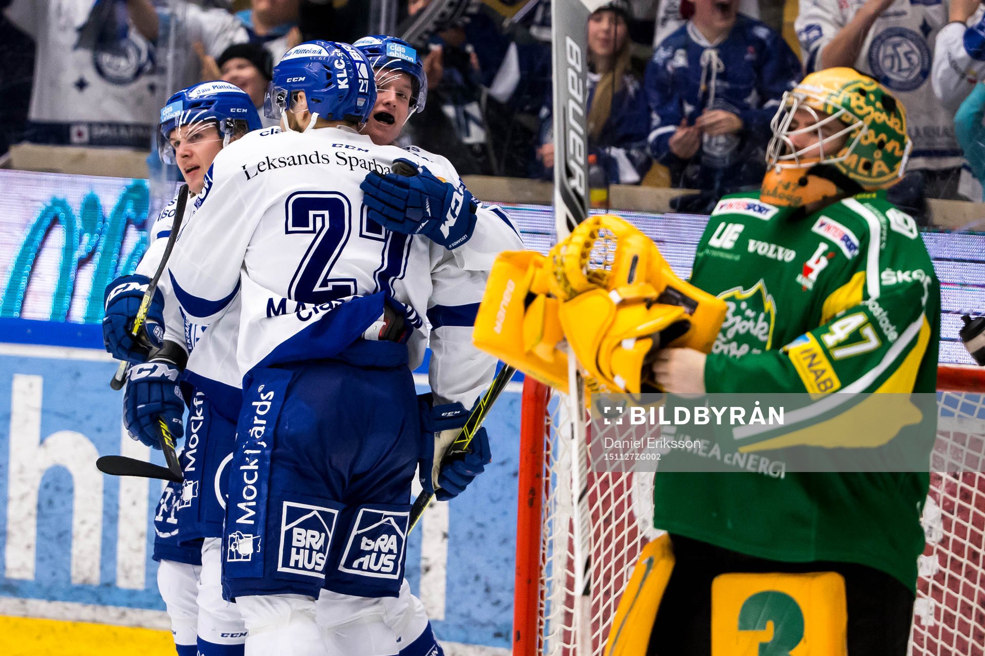 Leksands Filip Hedberg Viktor Mårtensson jublar bakom