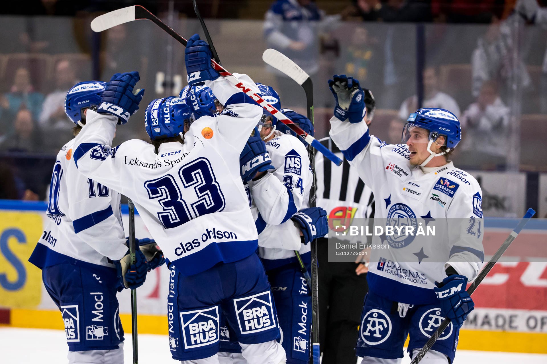 Leksands Simon Erlandsson jublar med Jonas Frögren Juuso