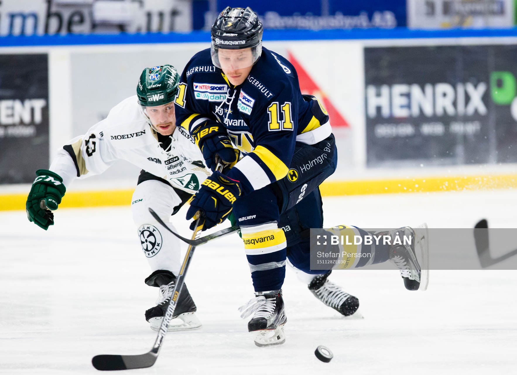 s Simon Önerud