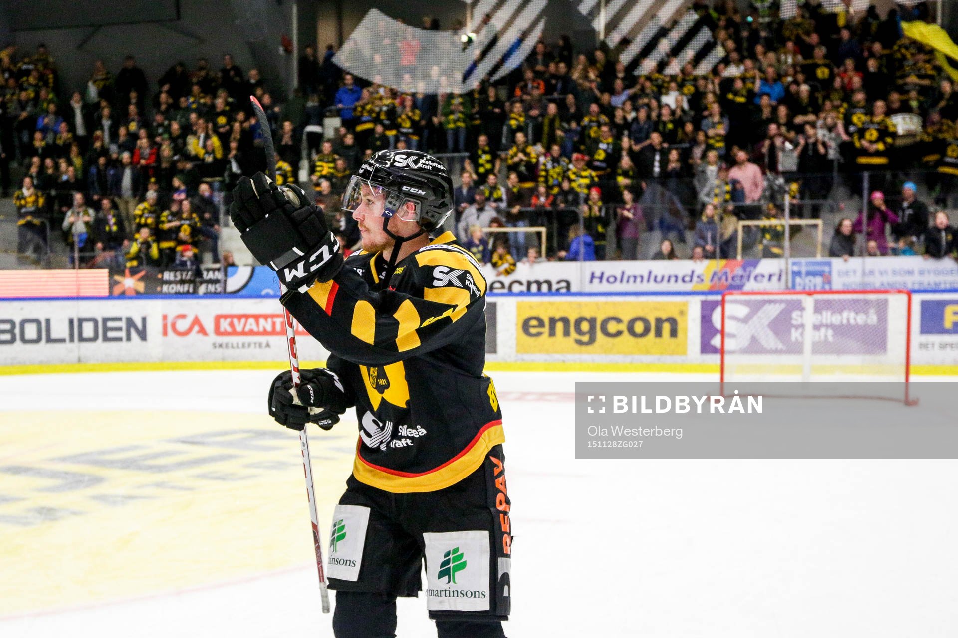 Skellefteås Niclas Burström jublar