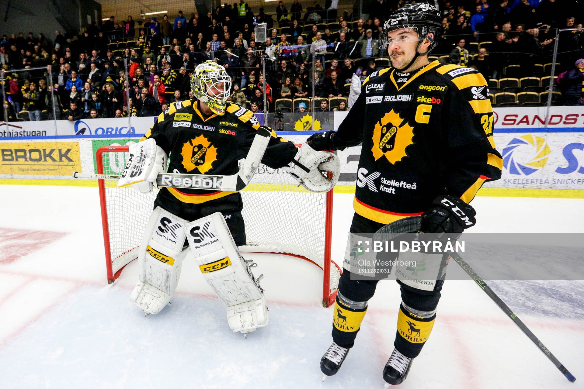 Skellefteås målvakt Markus Svensson och Jimmie Ericsson