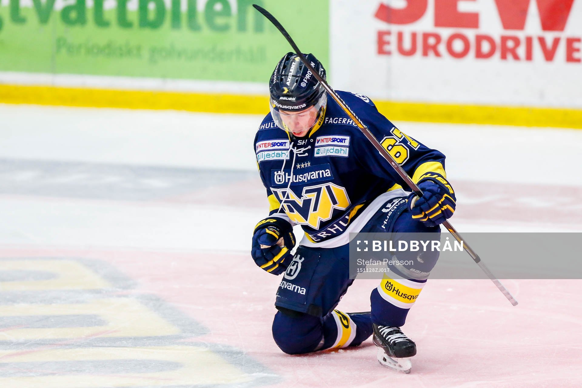 s Christoffer Törngren jublar