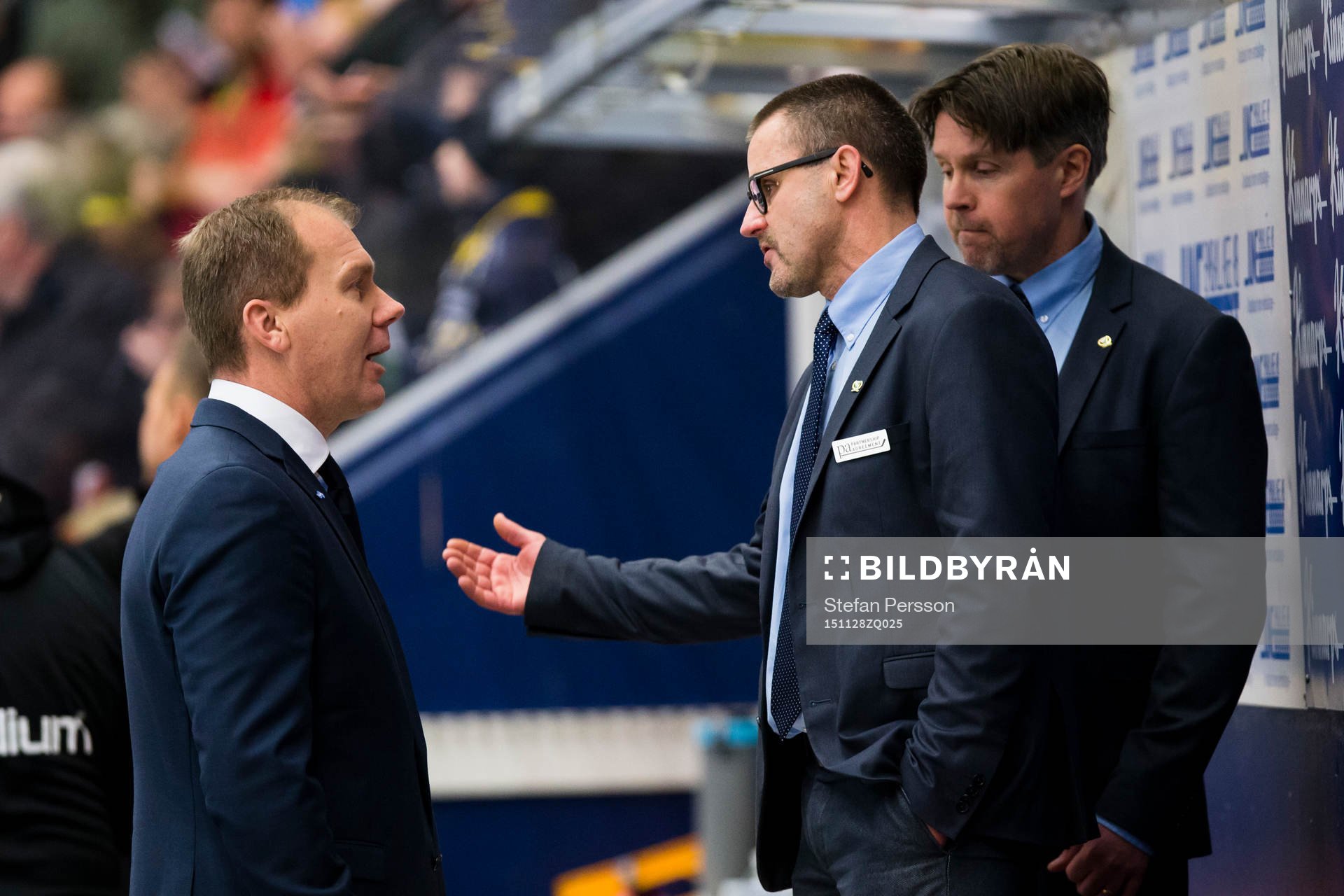 s tränare Johan Lindbom och Färjestads tränare Tommy