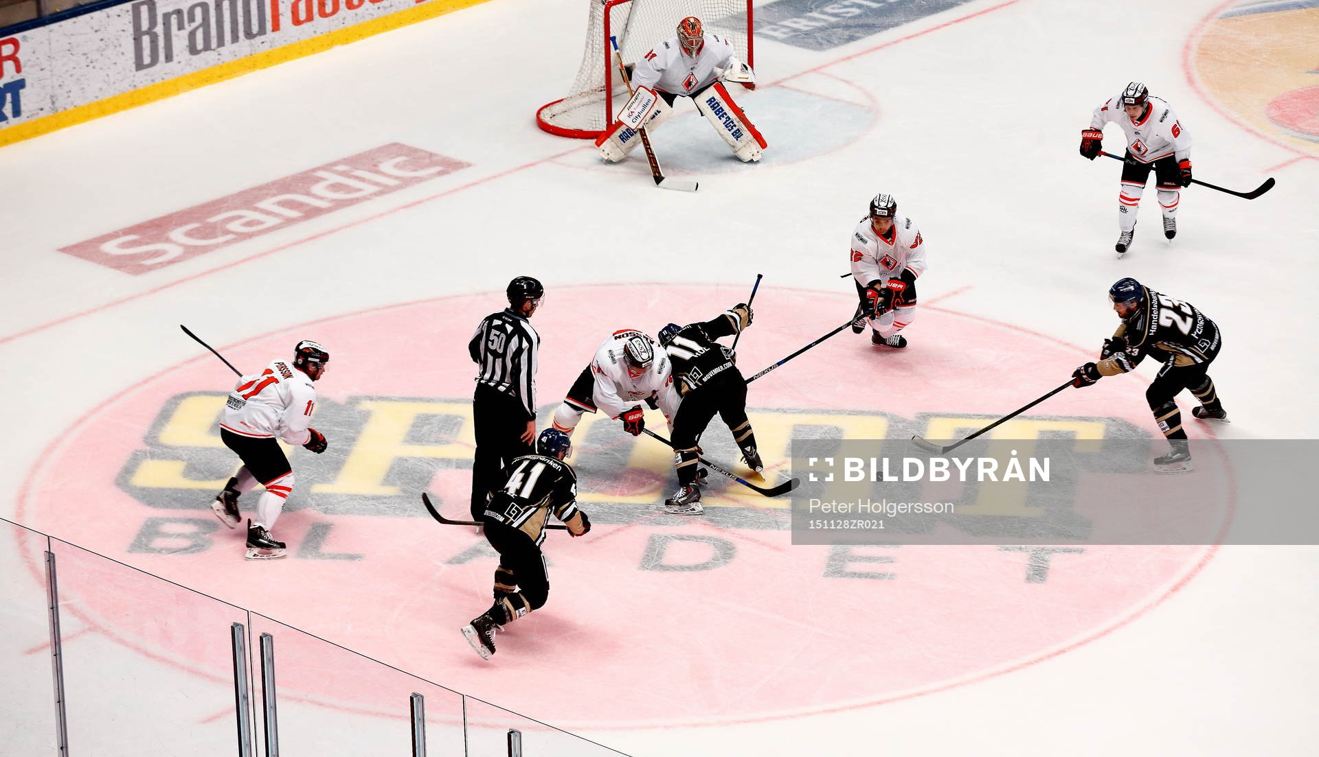 Tekningscirkel med texten Sportbladet