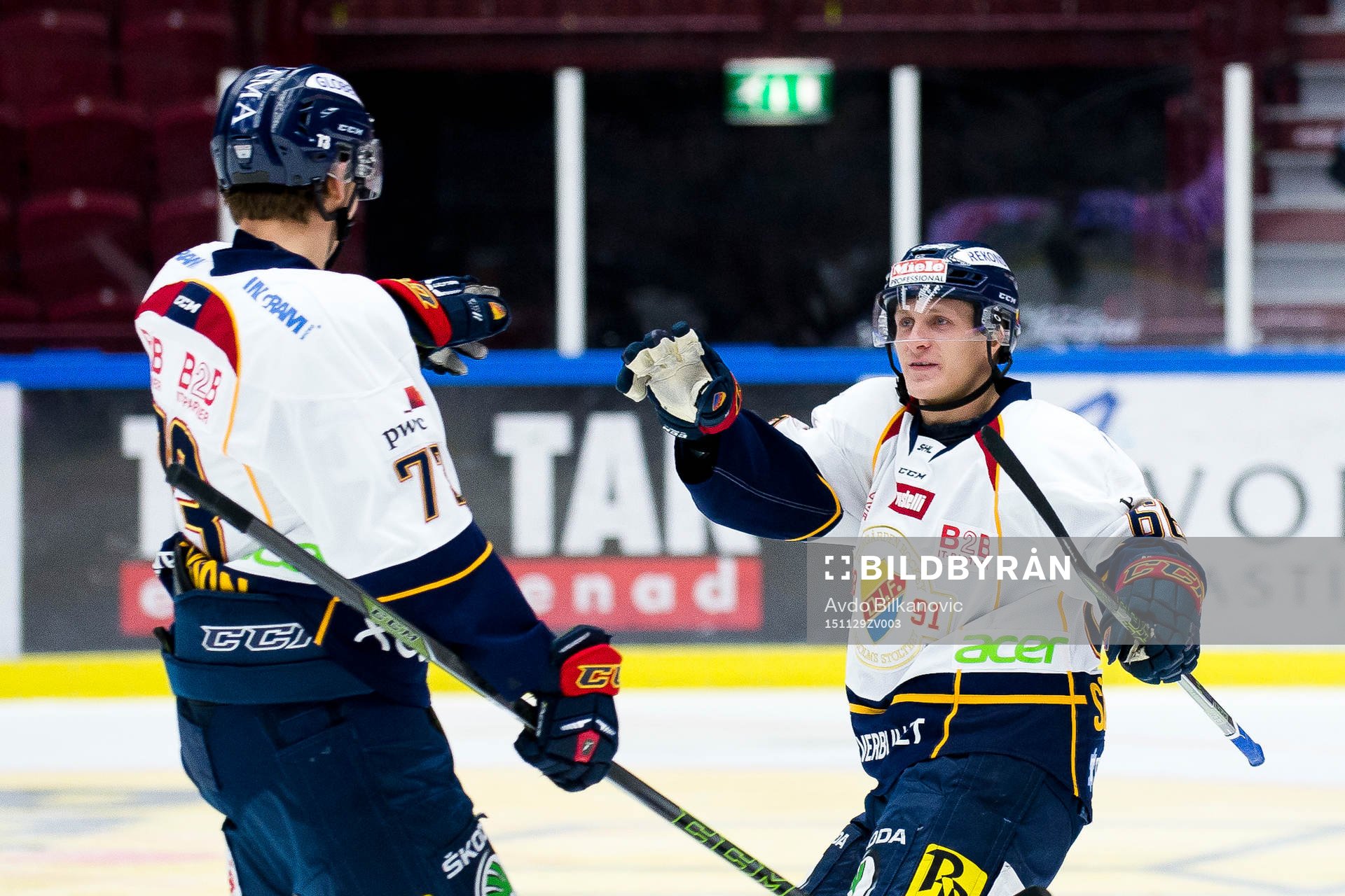 Djurgårdens Fredrik Forsberg och Marcus Sörensen jublar