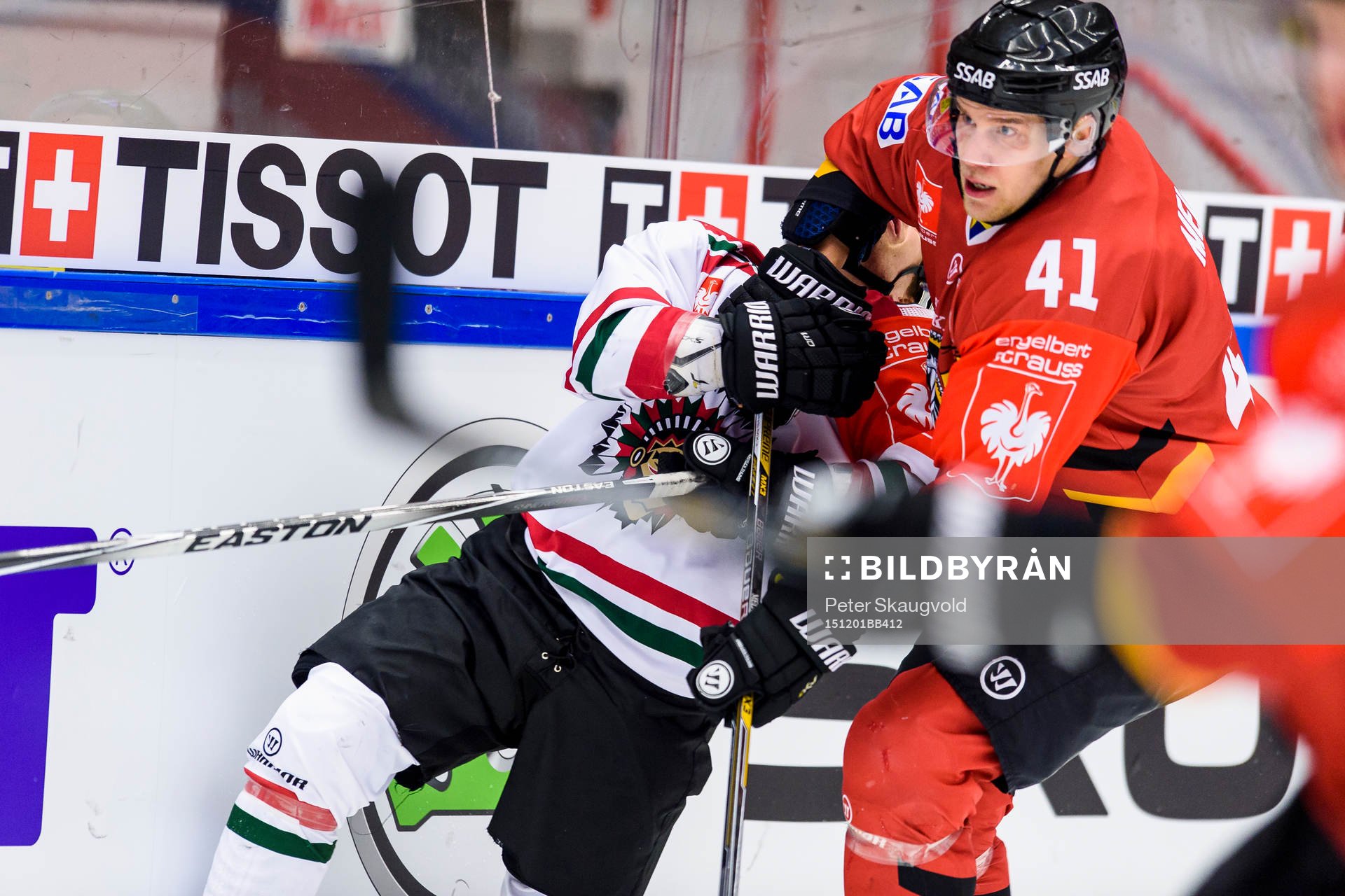 Luleås Ilari Melart stoppar Frölundas Ryan Lasch