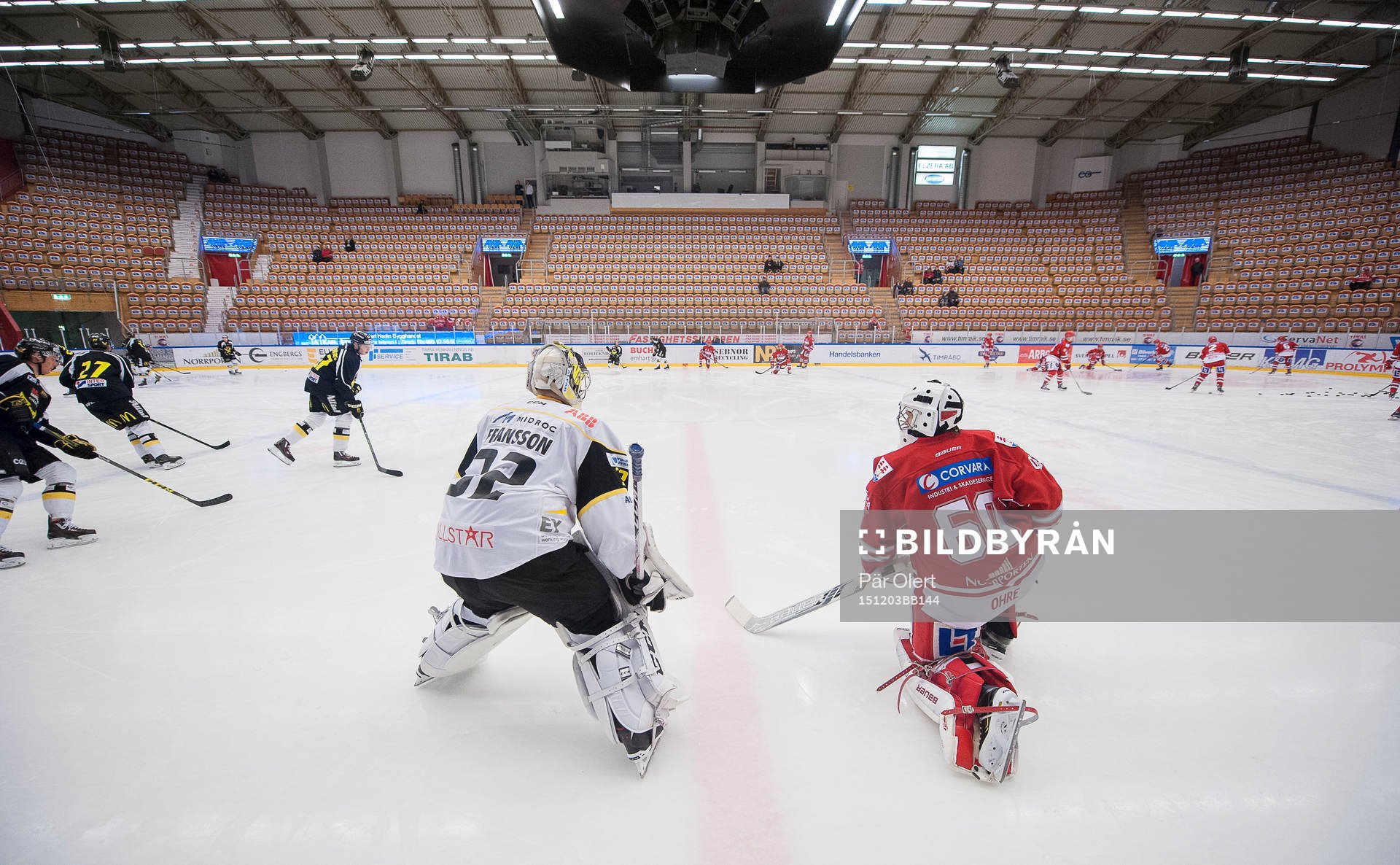 Västerås målvakt Jonas Fransson och Timrås målvakt