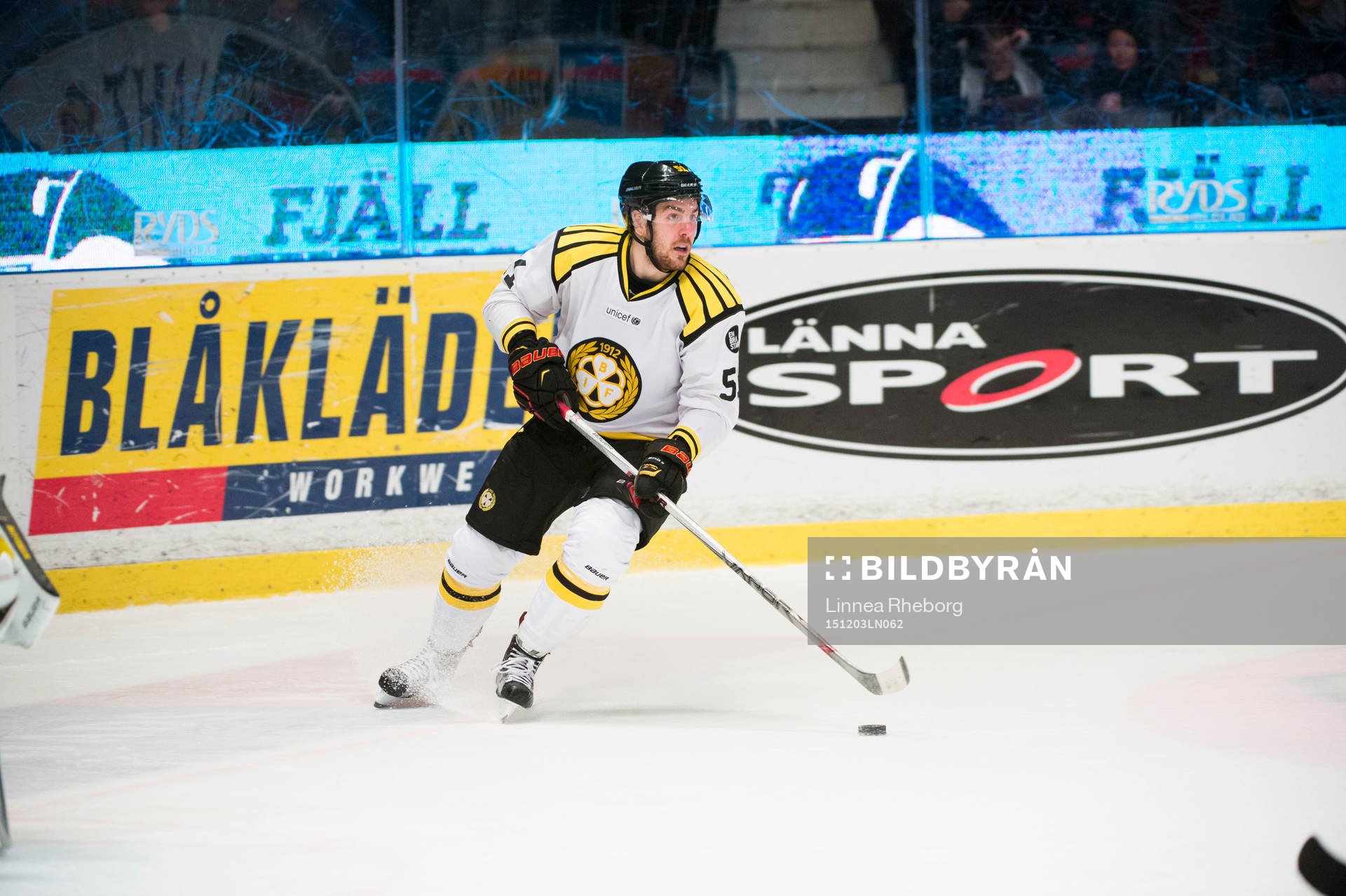 under ishockeymatchen i SHL mellan Djurgården och Brynäs
