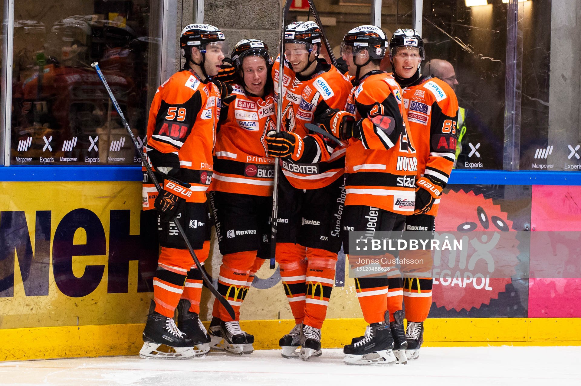 Karlskronas Filip Cruseman  gör 1-0