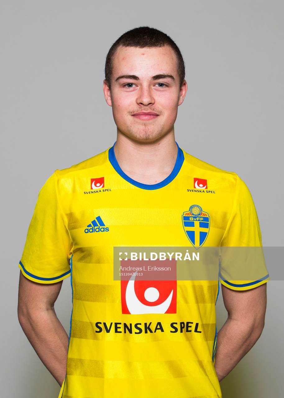 Gabriel Gudmundsson i P16/99-landslaget