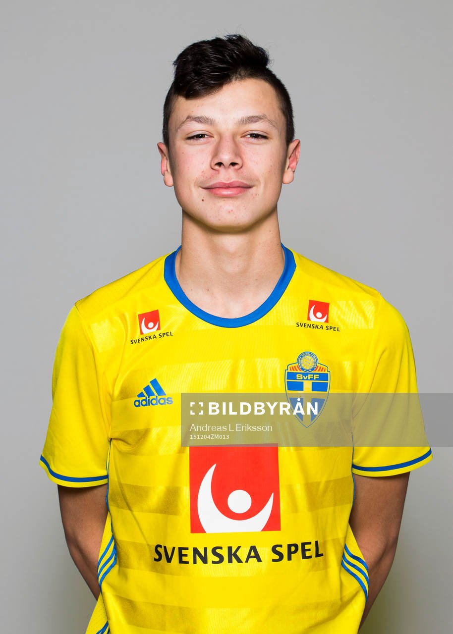 Anel Ahmedhodzic i P16/99-landslaget