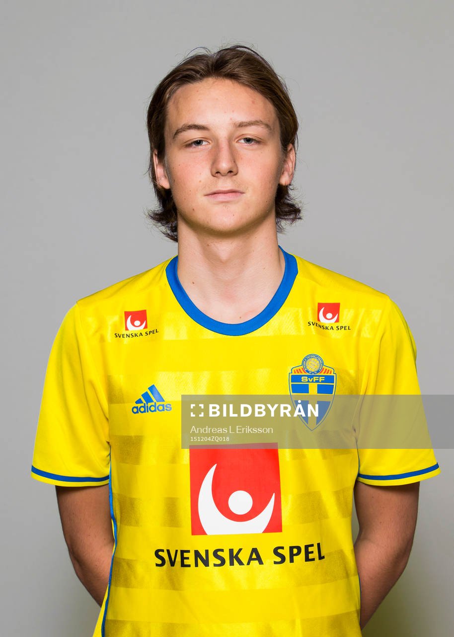 Alexander Abrahamsson i P16/99-landslaget