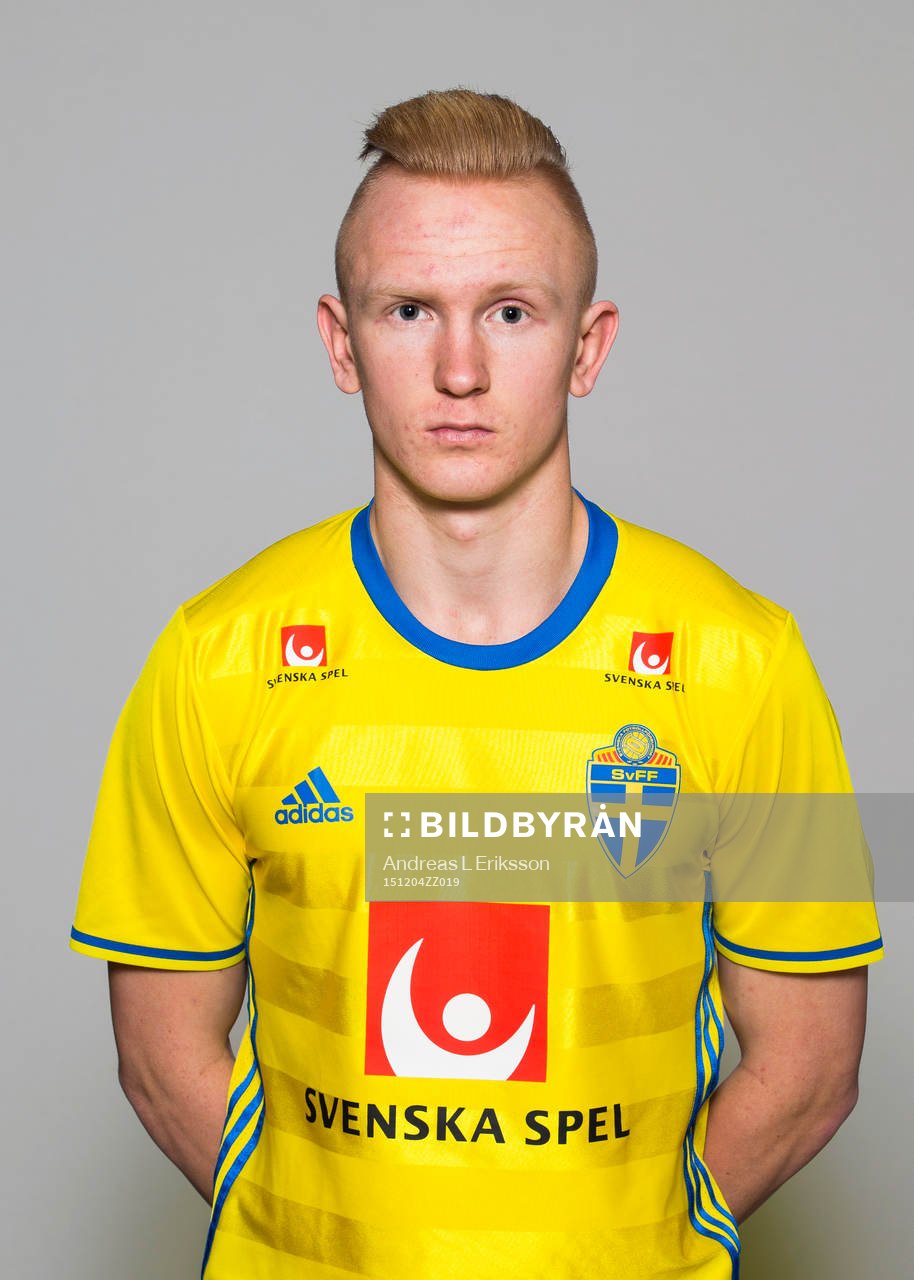 Max Olsson i P16/99-landslaget