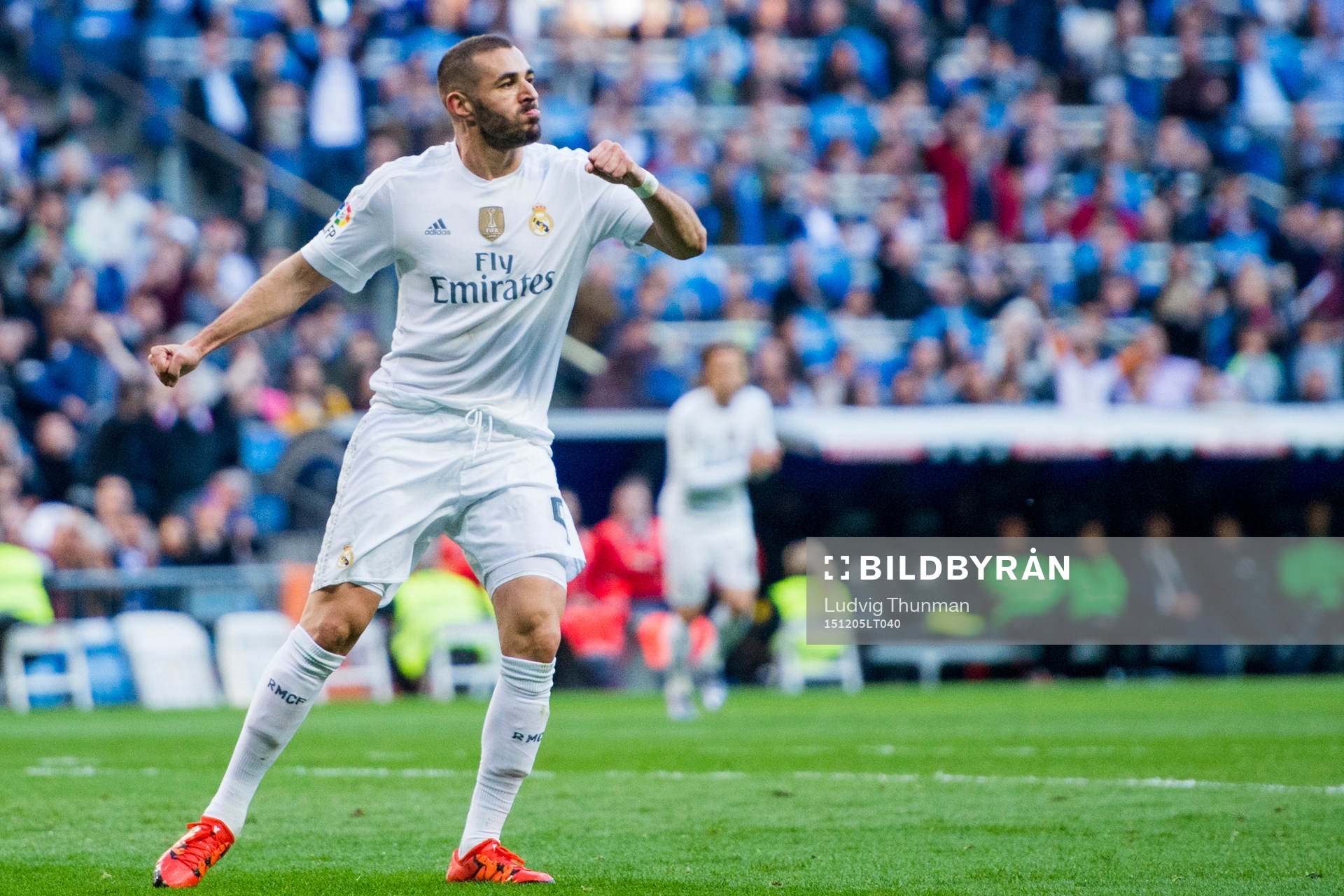 Real Madrids Karim Benzema jublar