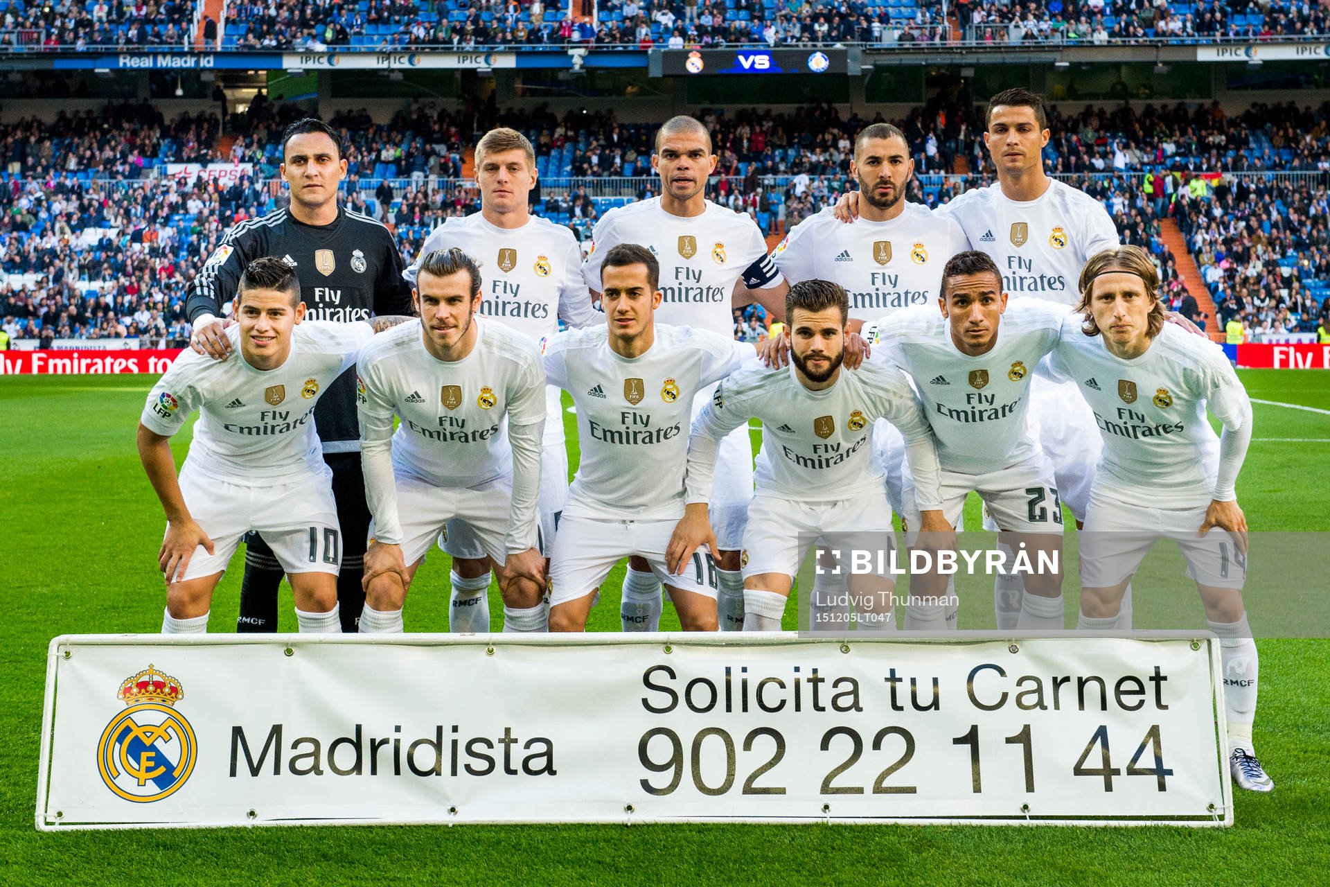Real Madrids startelva: målvakt Keylor Navas, Toni Kroos, Pepe, Karim Benzema, Cristiano Ronaldo nedre raden: James Rodríguez, Gareth Bale, Lucas Vázquez, Nacho Monreal, Danilo och Luka Modric under fotbollsmatchen i La Liga mellan Real Madrid och Getafe den 5 december 2015 i Madrid.