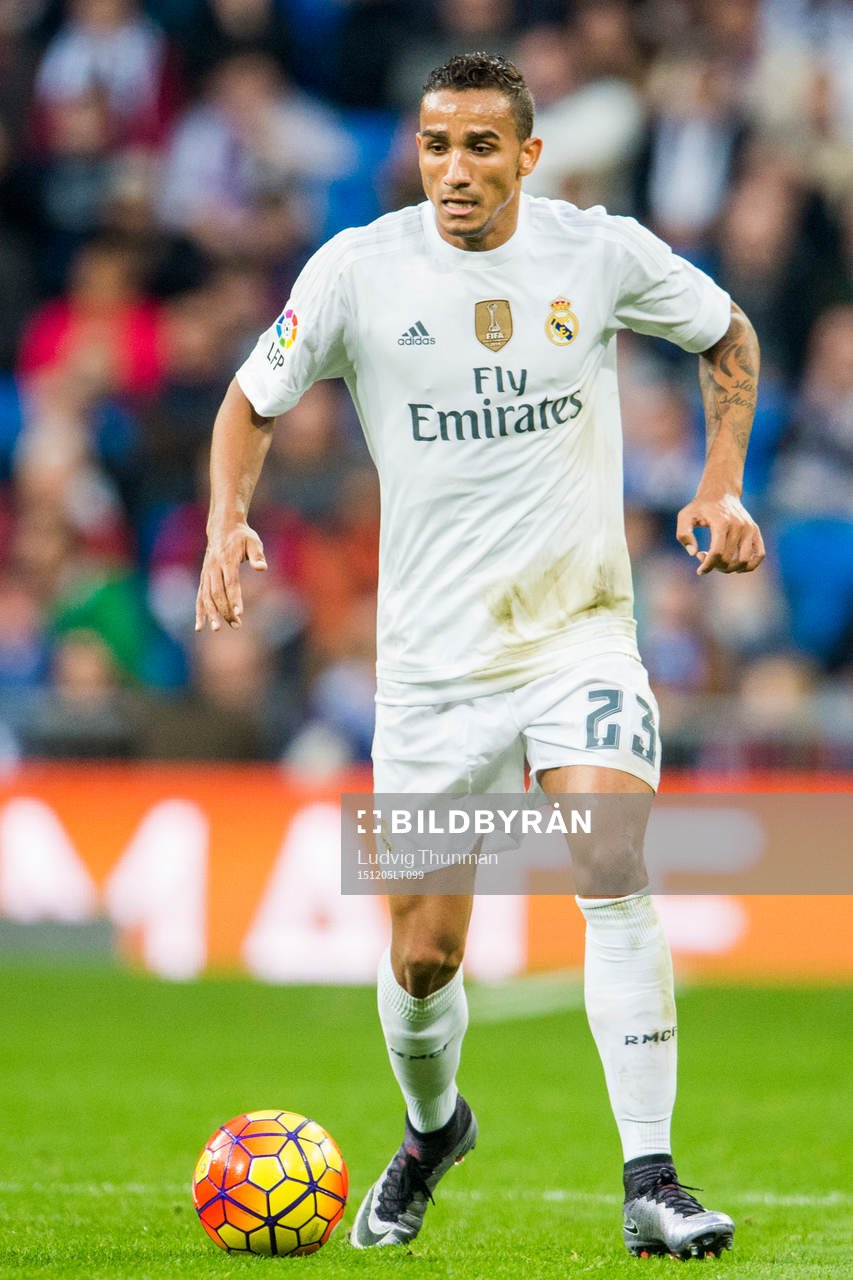 Real Madrids Danilo under fotbollsmatchen i La Liga mellan Real Madrid och Getafe den 5 december 2015 i Madrid.