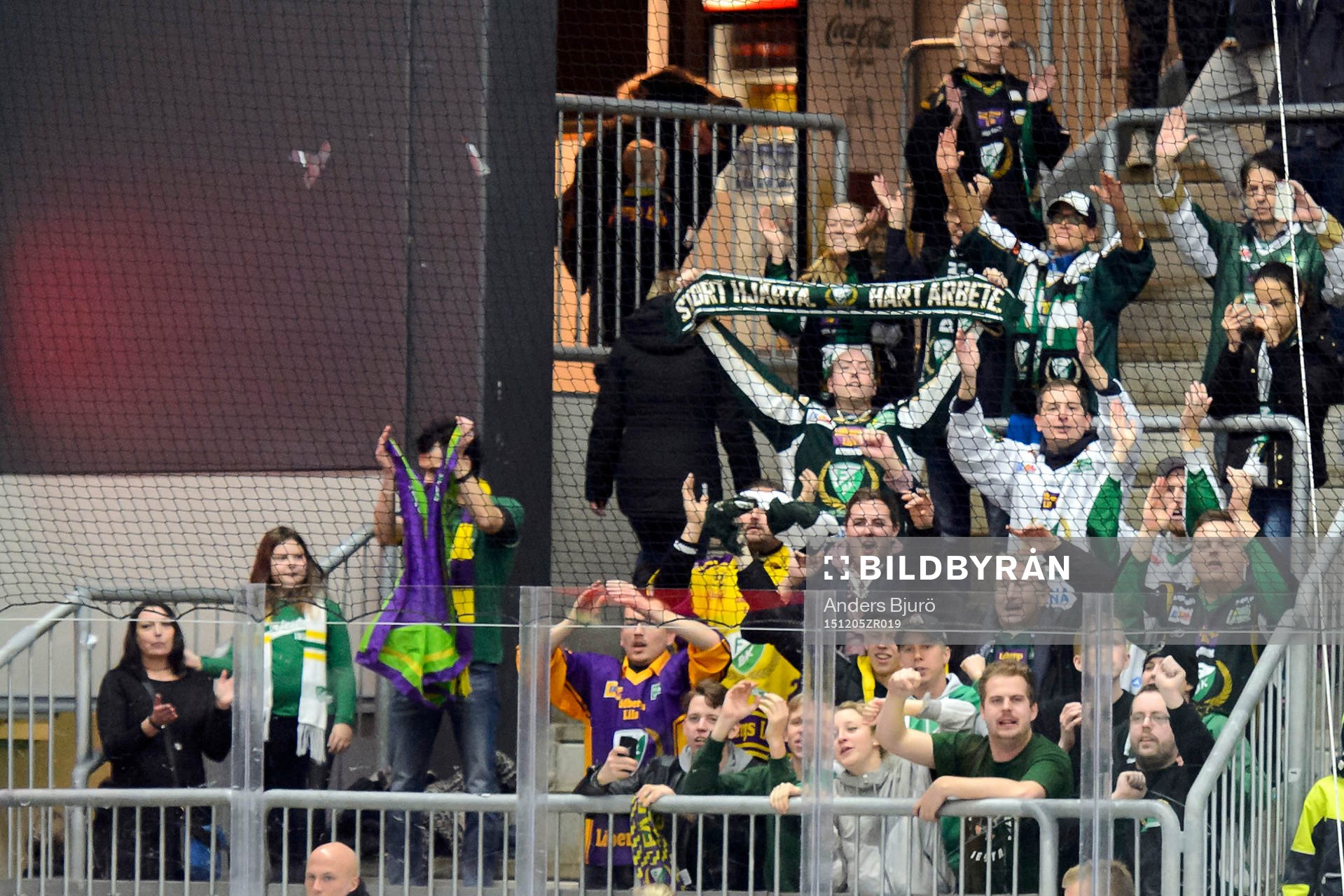 Färjestads supporters jublar