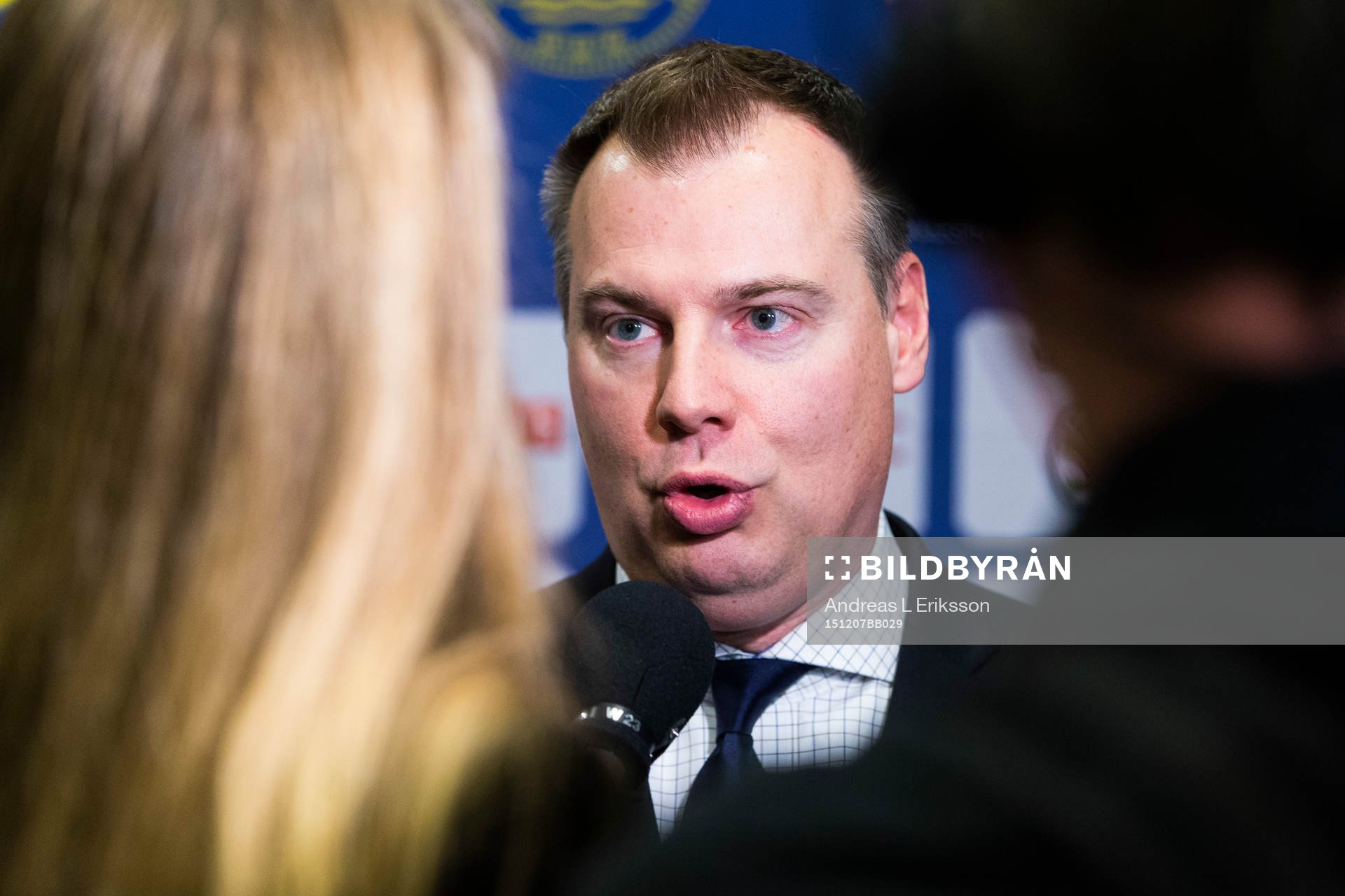 Juniorkronornas förbundskapten Rikard Grönborg intervjus