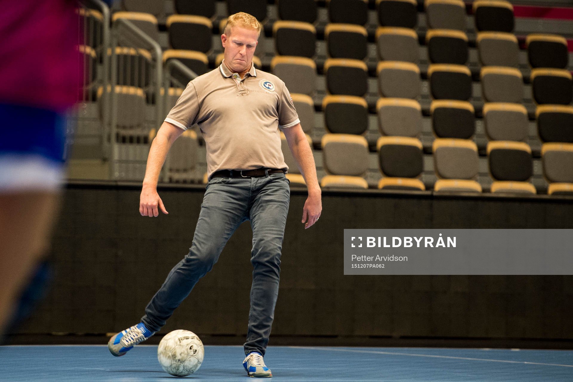 Aftonbladets reporter Johan Flinck är med och spelare