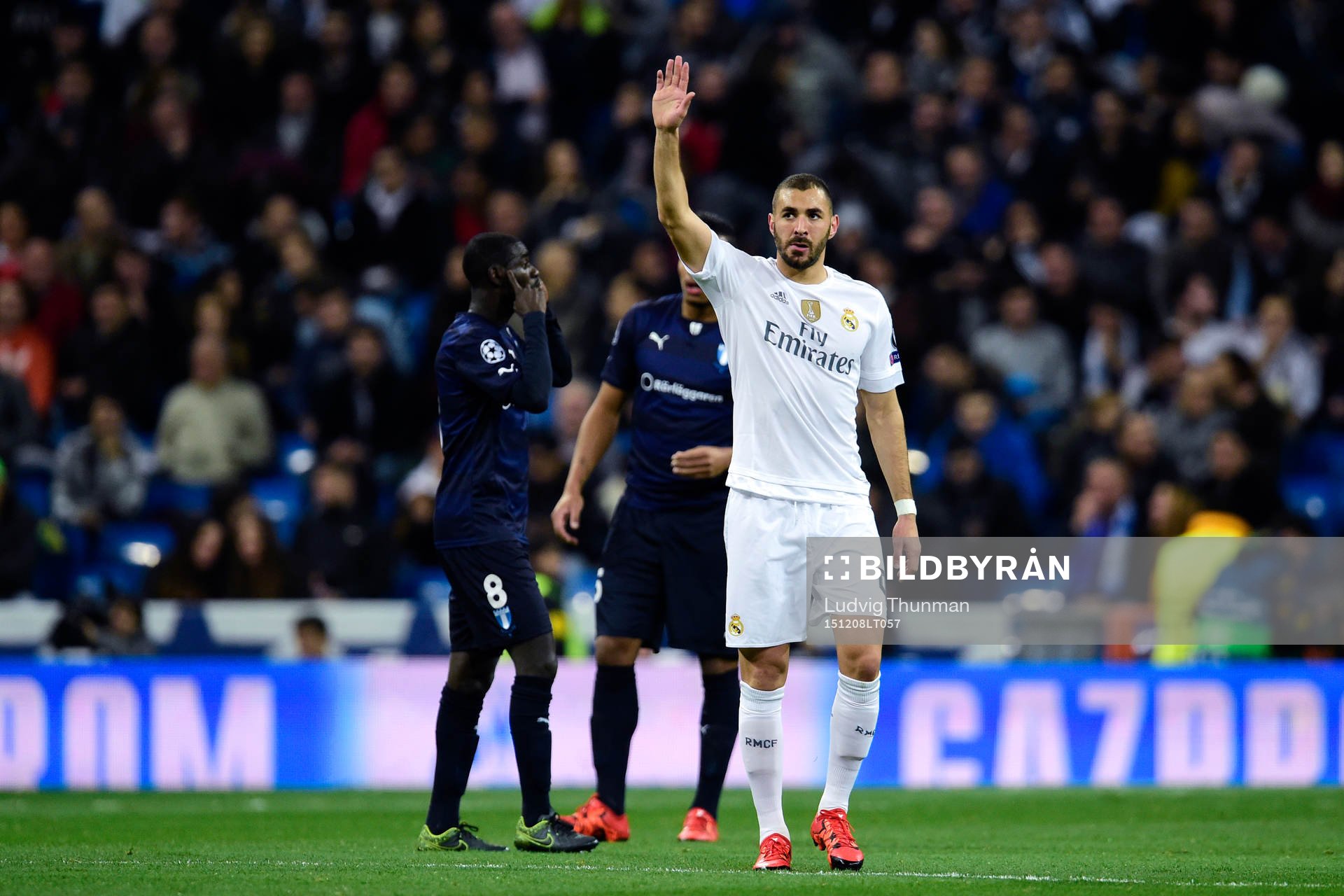 Real Madrids Karim Benzema jublar