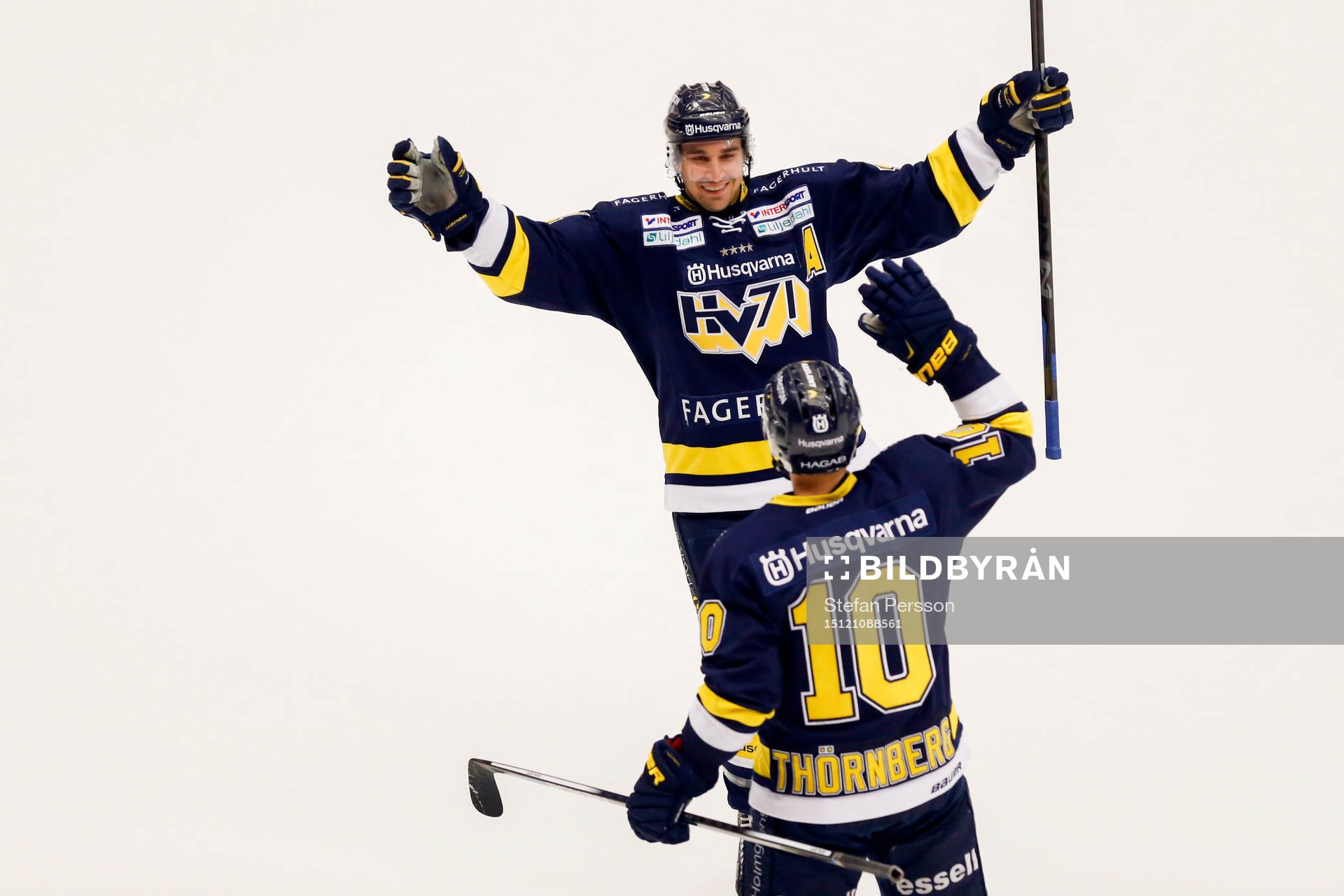 s Chris Campoli och Martin Thörnberg jublar