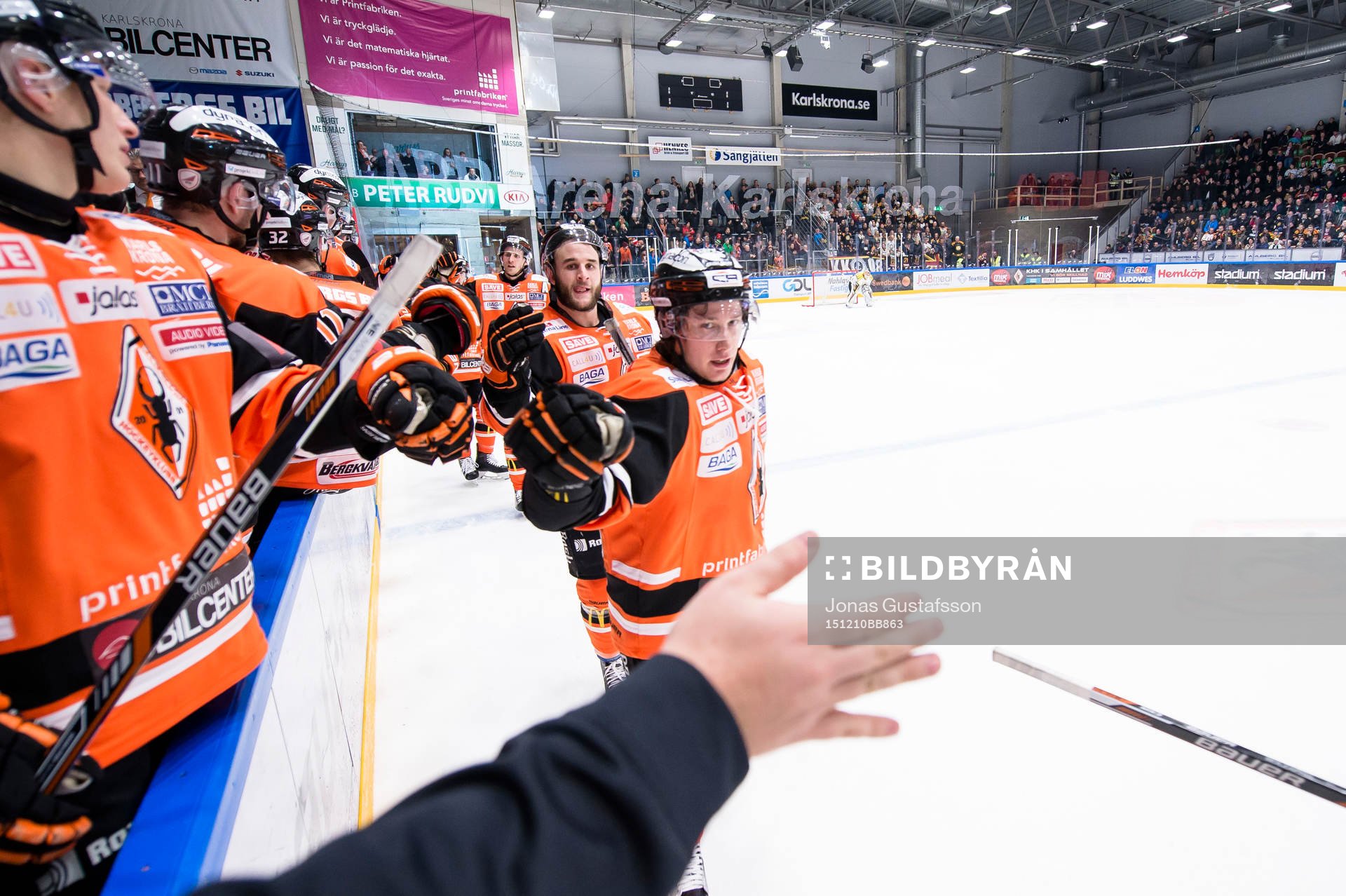 Karlskronas Filip Cruseman jublar
