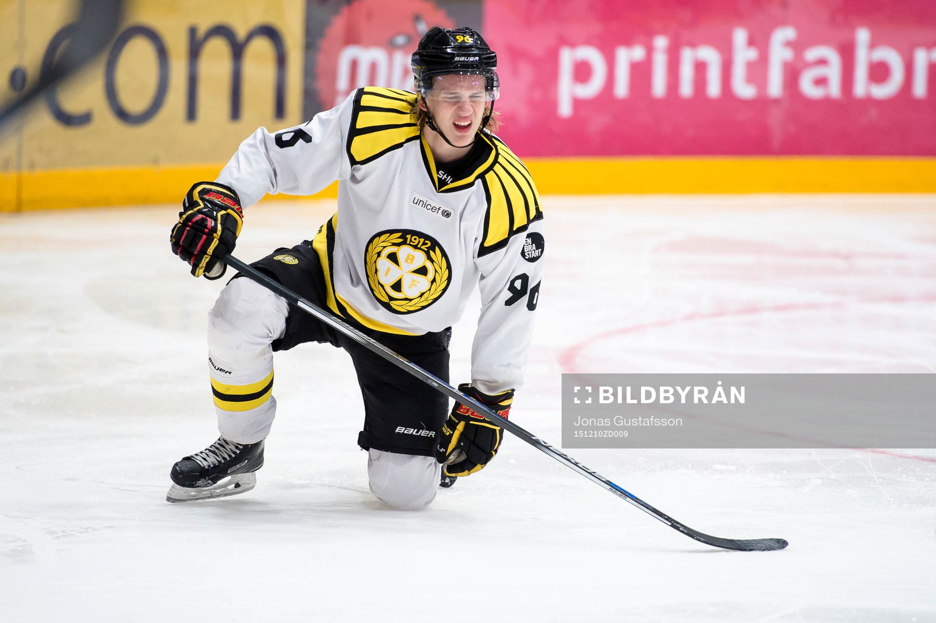 Brynäs Oskar Lindblom har ont