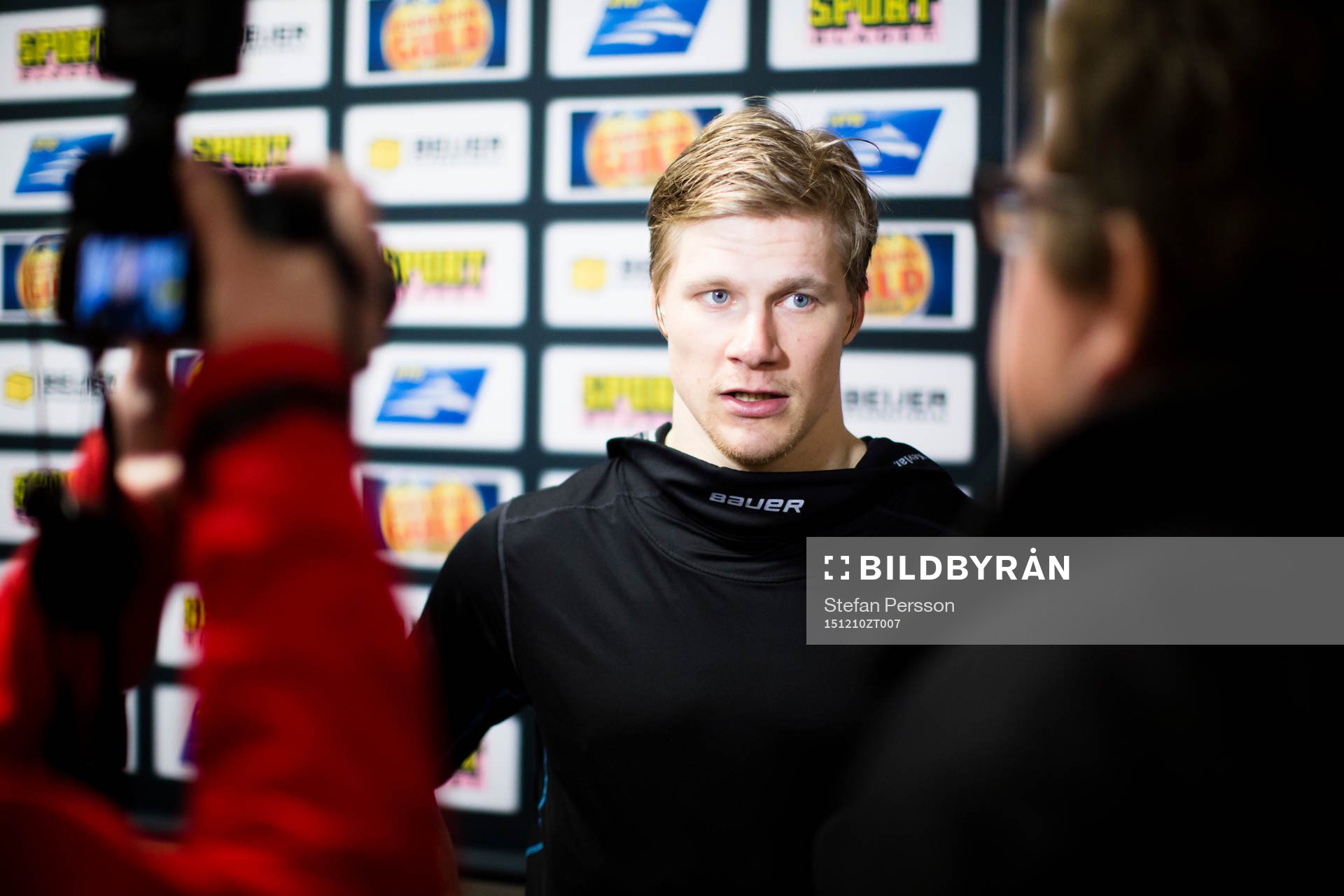 s Simon Önerud