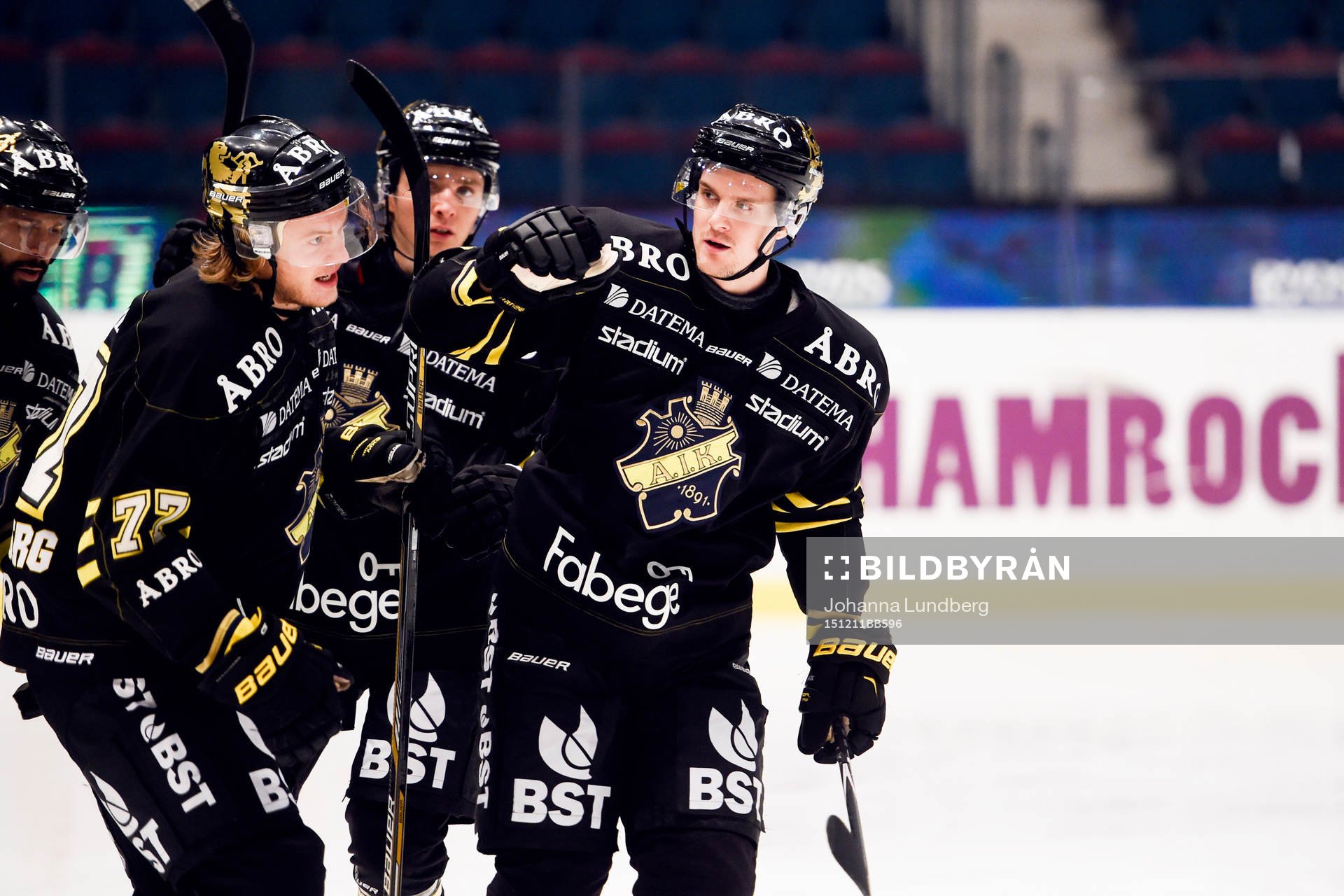 s Stefan Johansson jublar