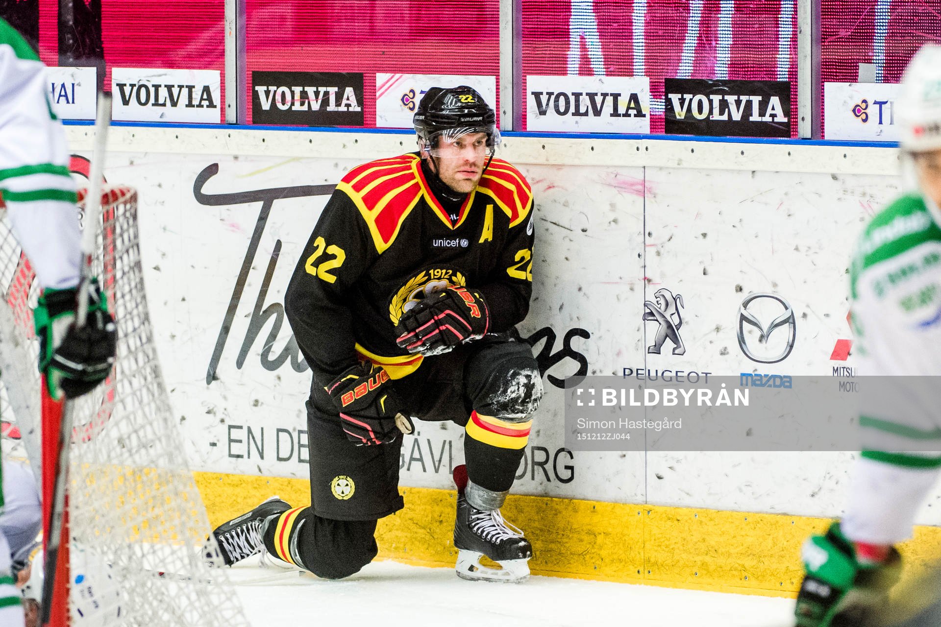 Brynäs Jörgen Sundqvist har ont i axeln