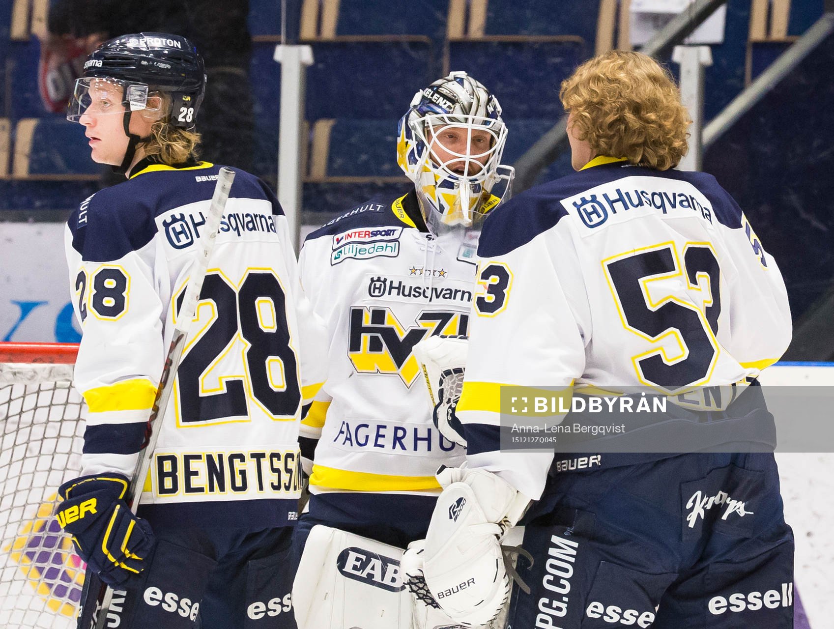 s målvakt Erik Ersberg, Anton Bengtsson jublar
