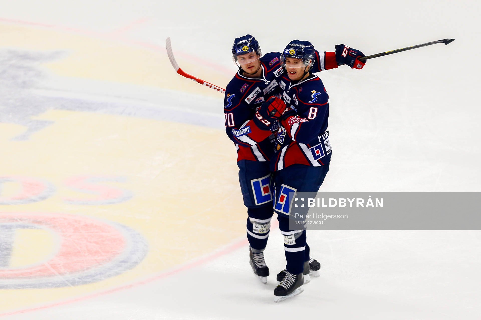 Linköpings Nick Sörenssen och Jacob Lilja jublar