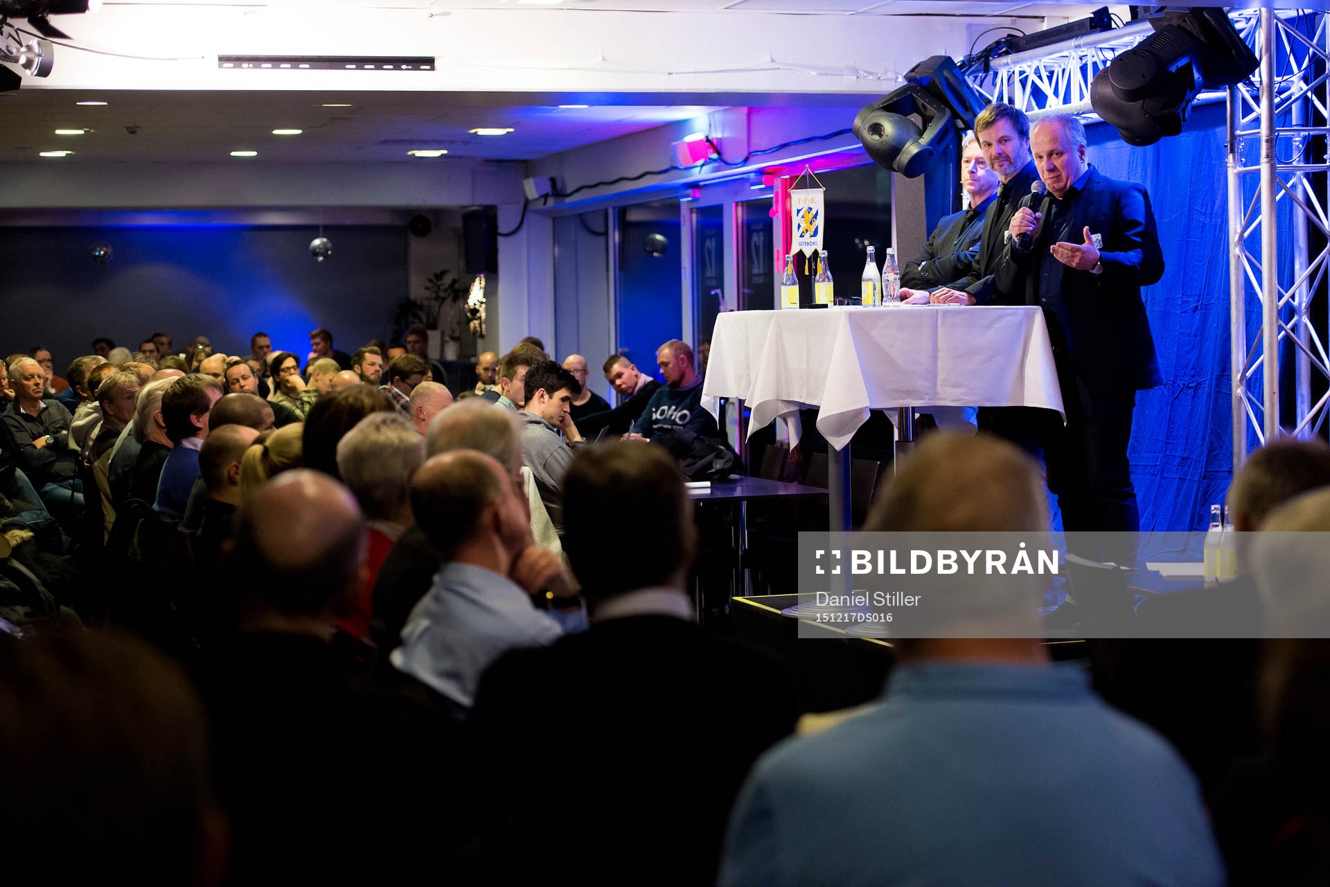 Många medlemmar på plats