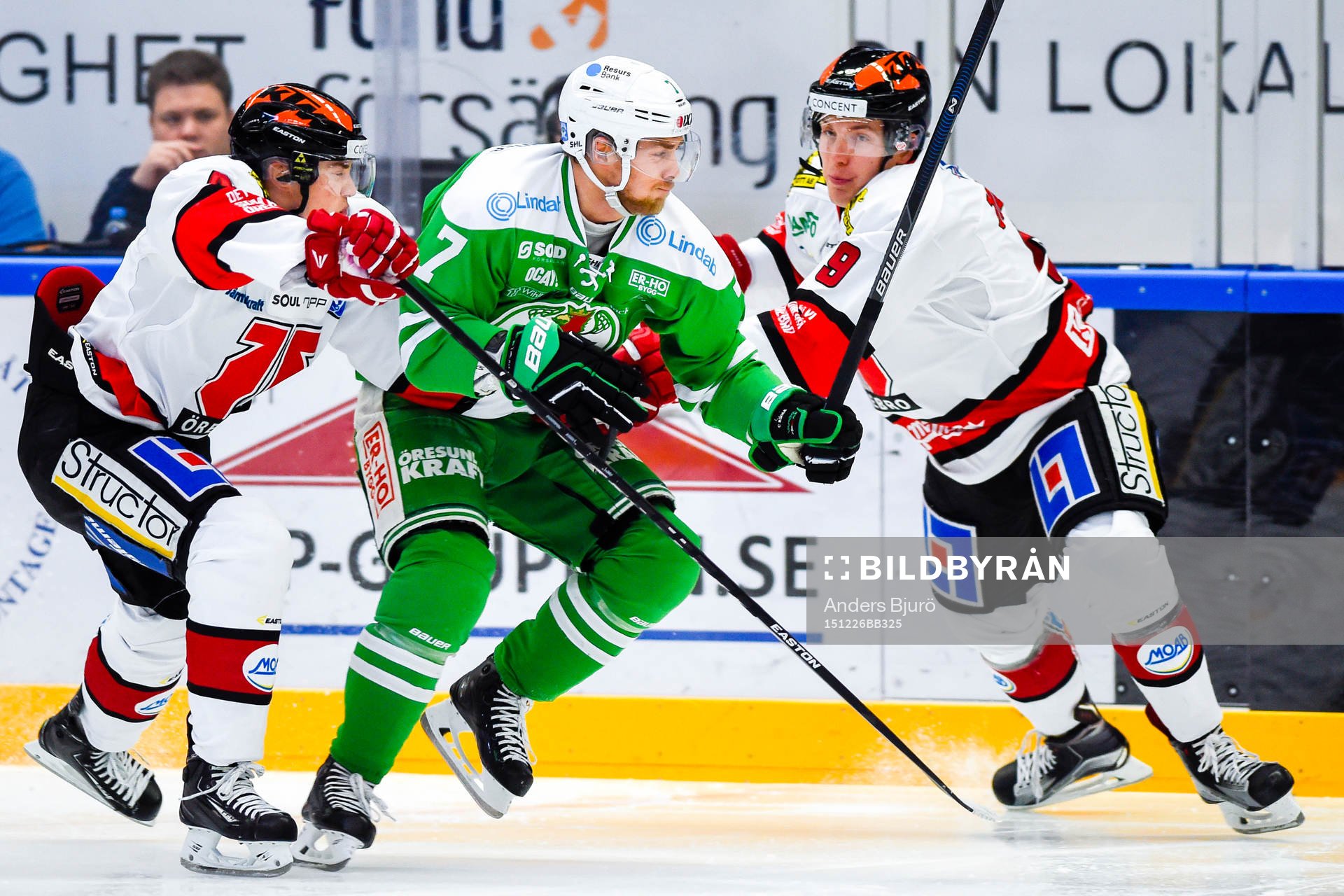 Rögles Partik Cehlin och Örebros Mikko Lehtonen