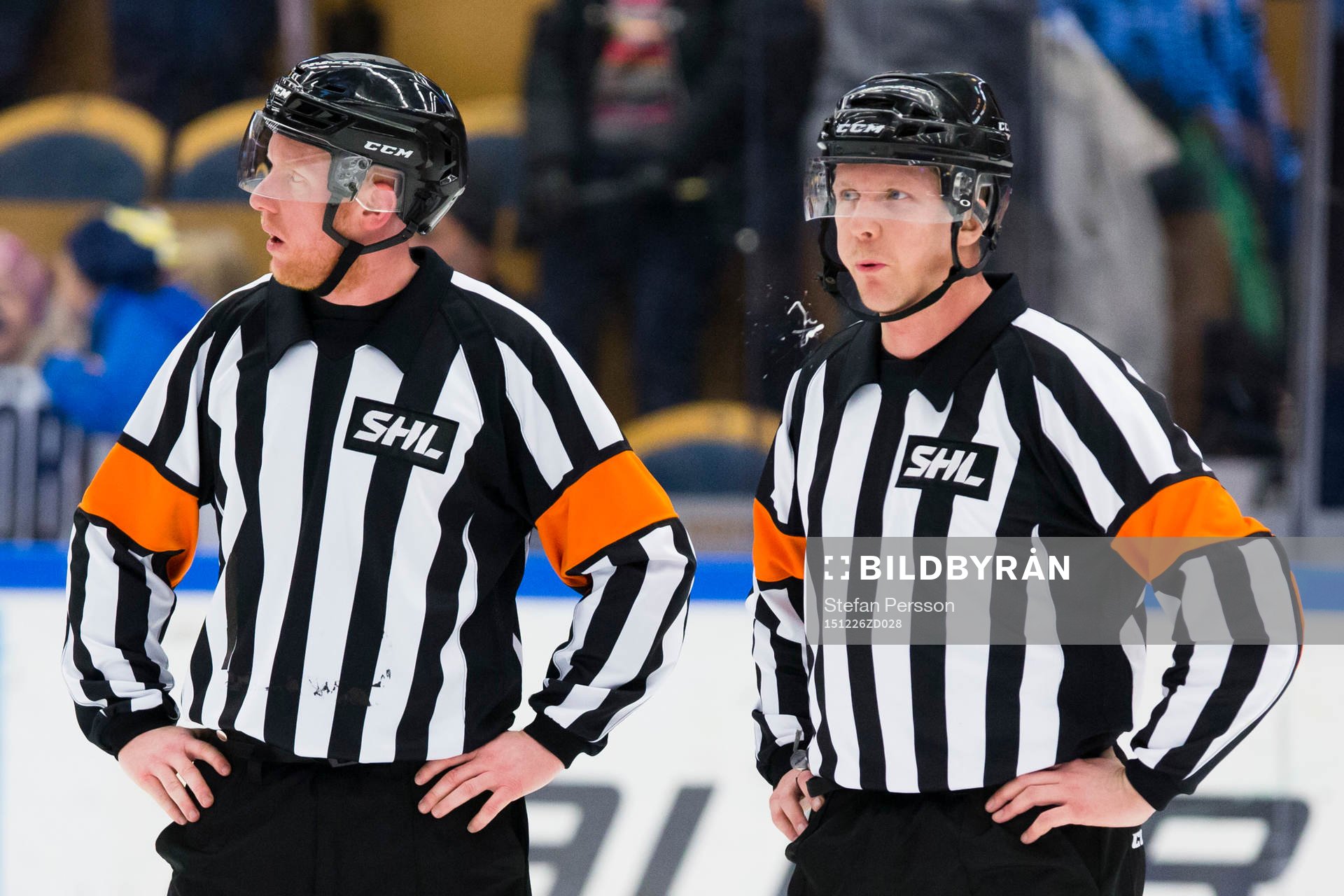 Domarna Mikael Holm och Daniel Winge