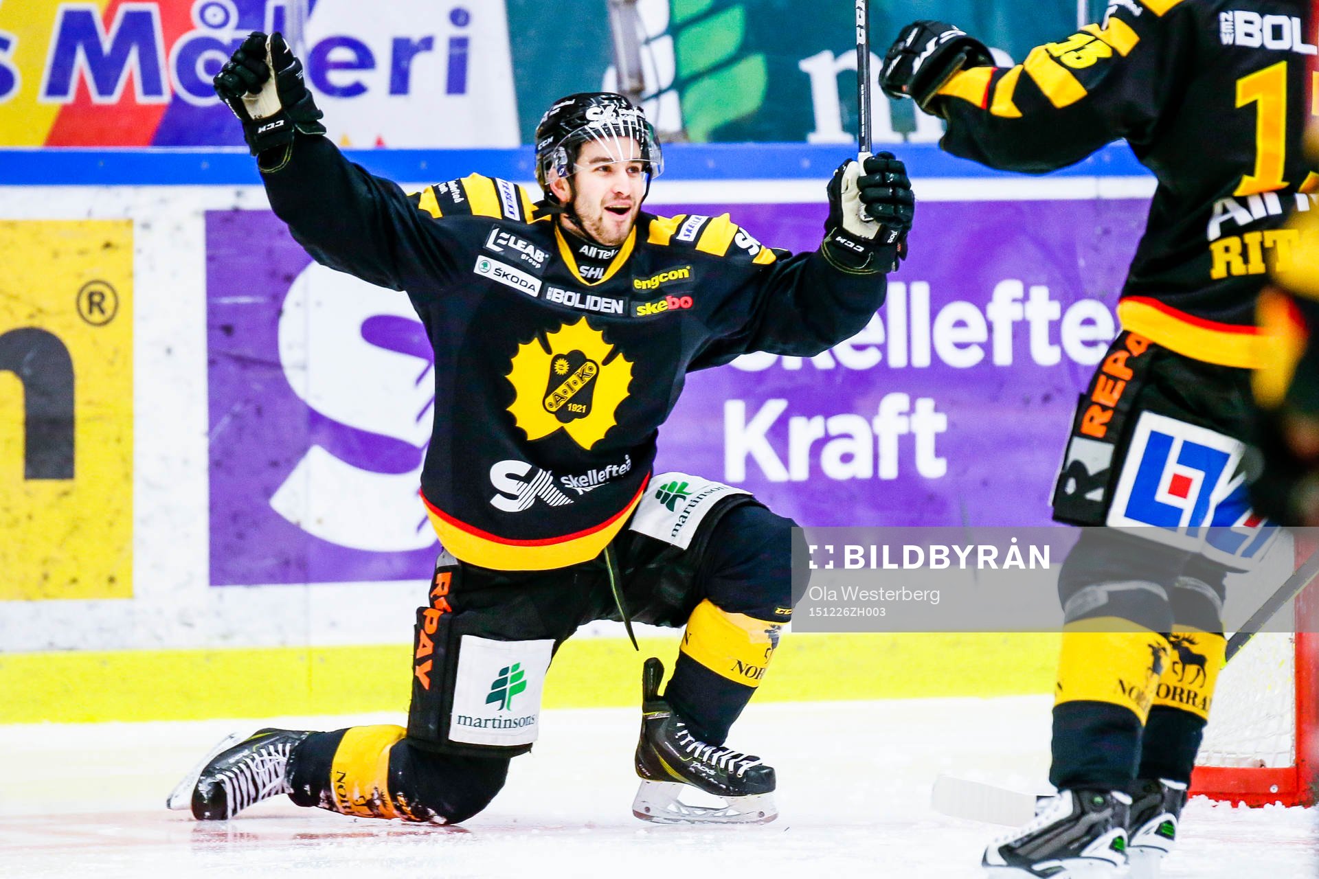 Skellefteås Andrew Calof jublar