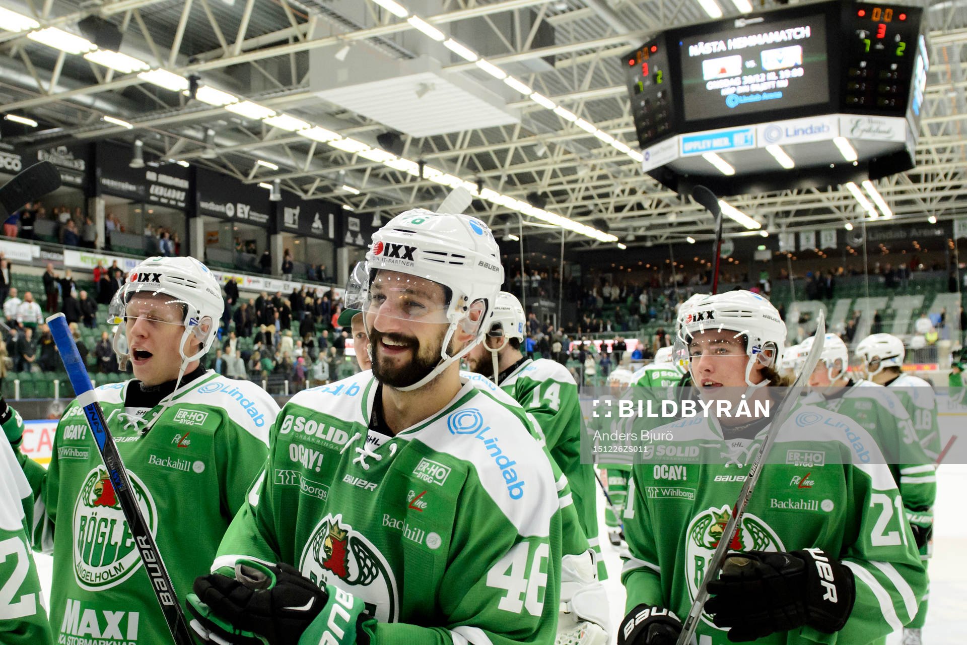 Rögles Kevin Marshall och Alexander Lunsjö jublar