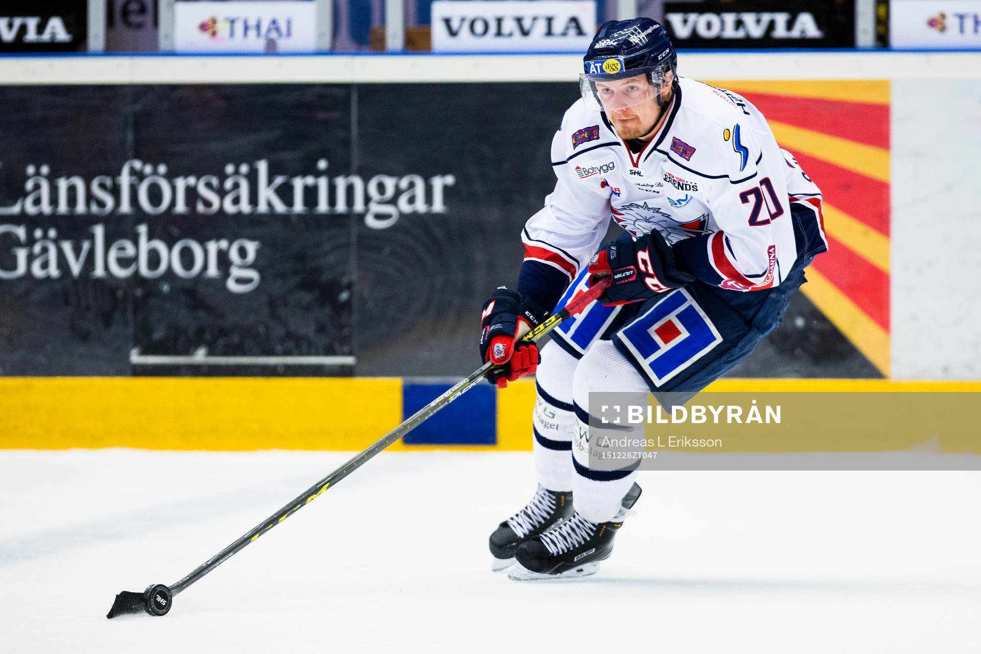 Linköpings Nick Sörenssen med pucken
