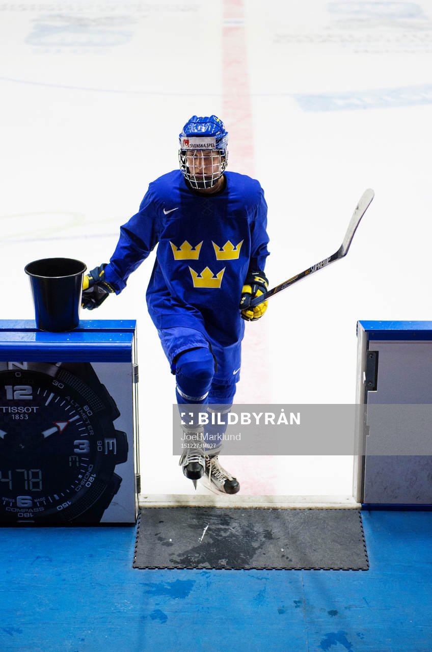 Alexander Nylander lämnar isen