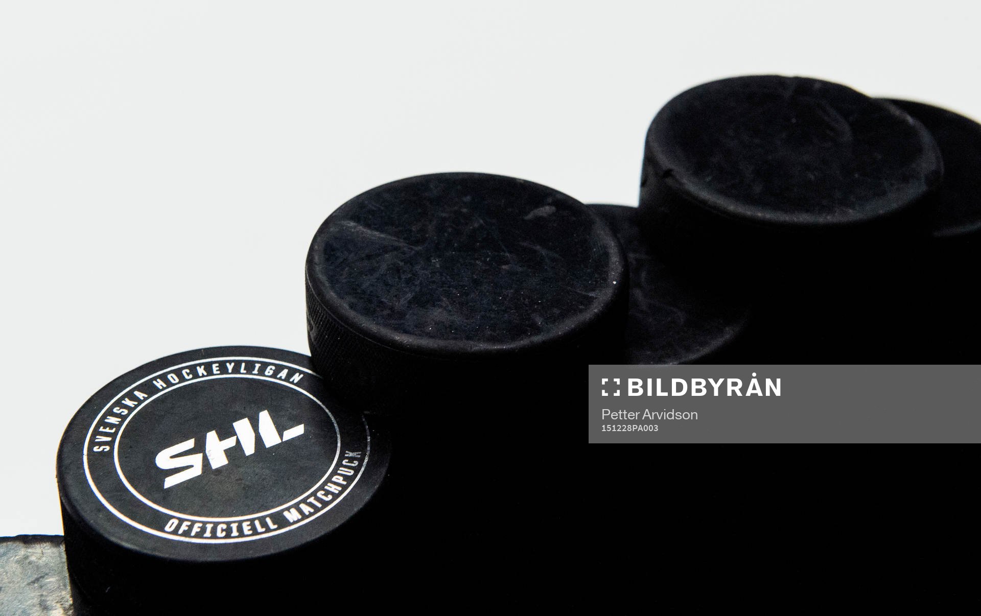 Officiell matchpuck från SHL