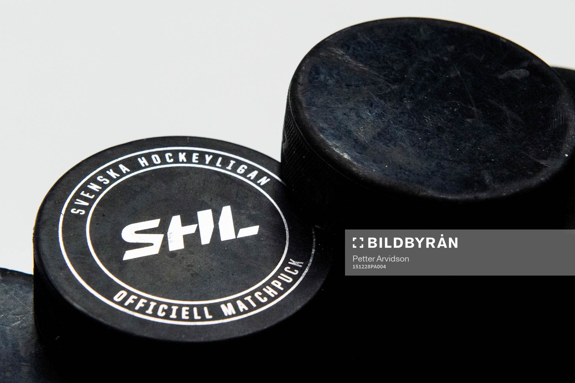 Officiell matchpuck från SHL
