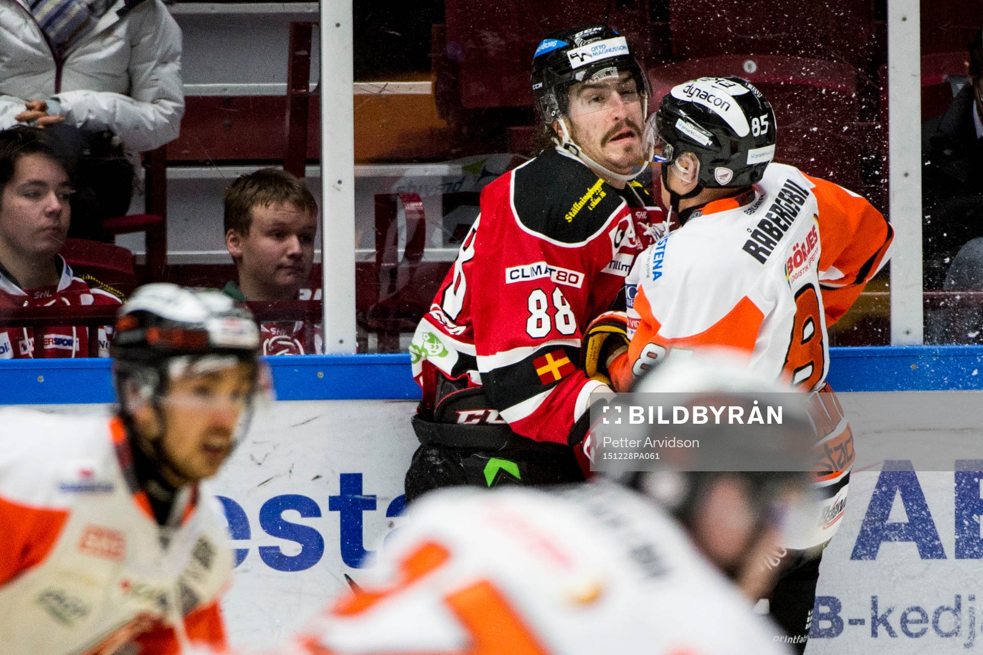 Malmö Redhawks Peter Mueller och Karlskronas Toni